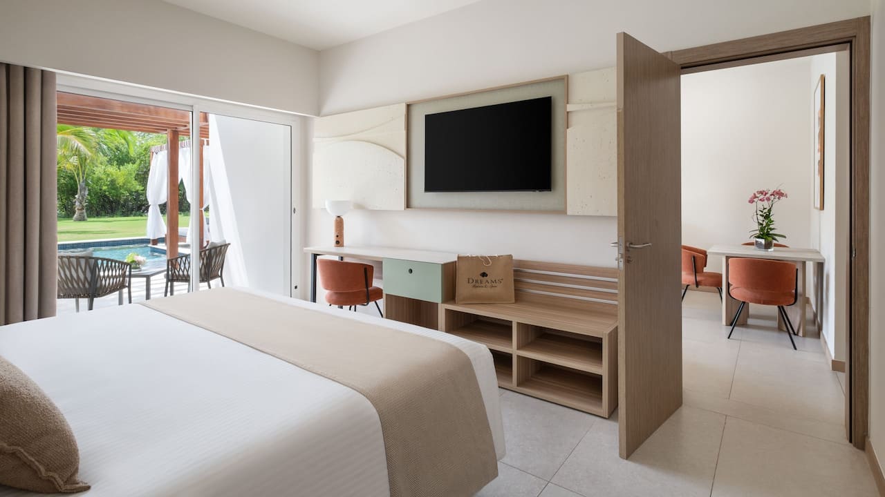 Preferred Club Master Suite Private Pool