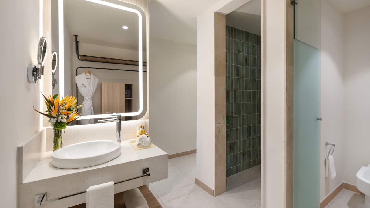Preferred Club Premium Garden View Bath