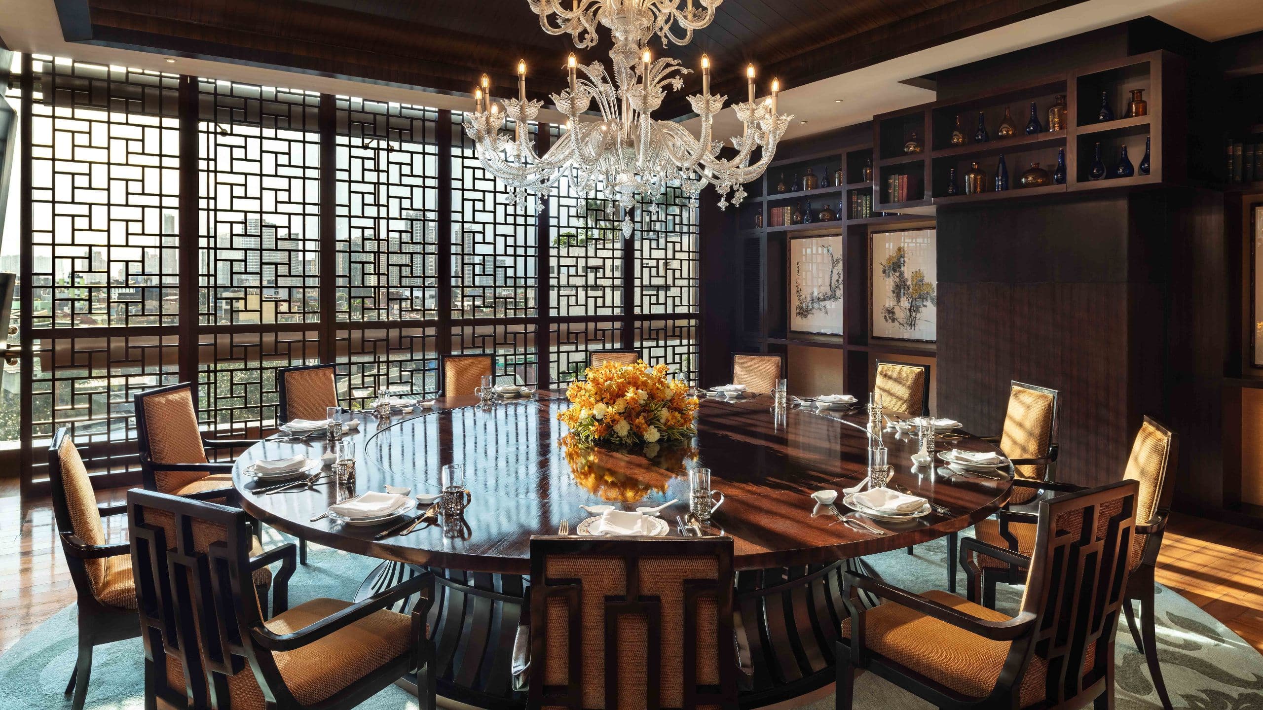 Grand Hyatt Manila No 8 China House Round Table