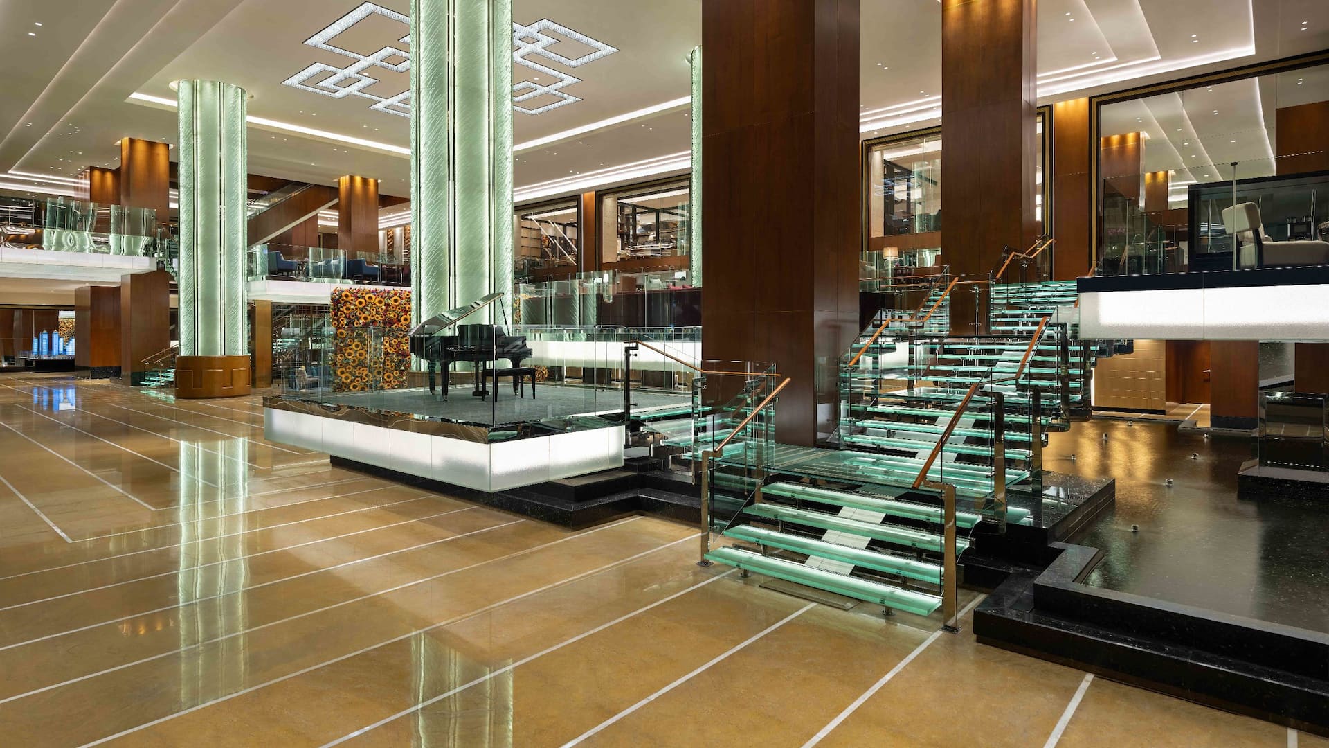 Grand Hyatt Manila Lobby View