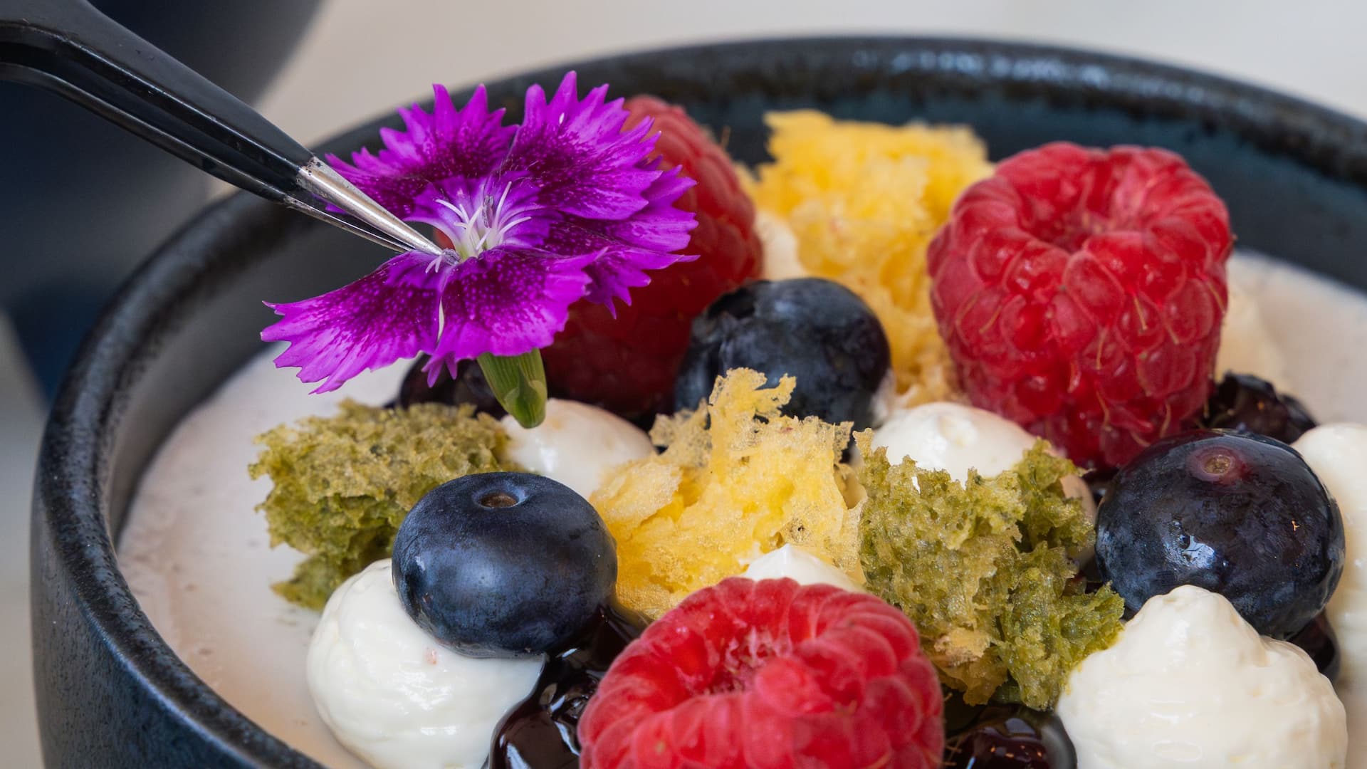 Hyatt Regency Dubai Signature Experience Herbal Yogurt Pot Garnishing Closeup