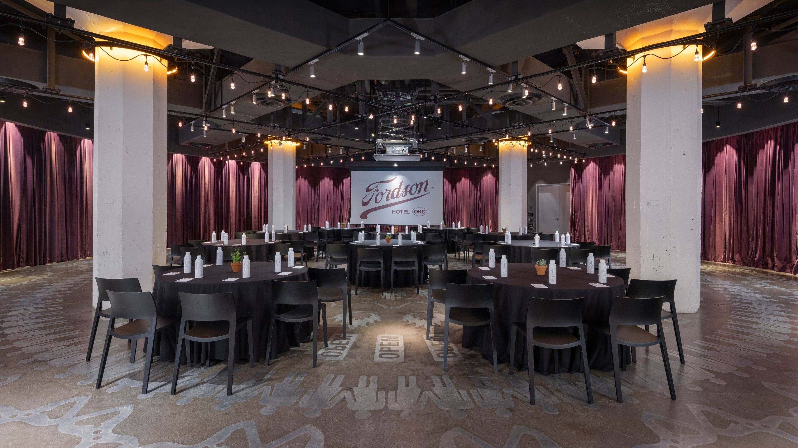 Fordson Hotel Main Gallery In Crescent Set Up