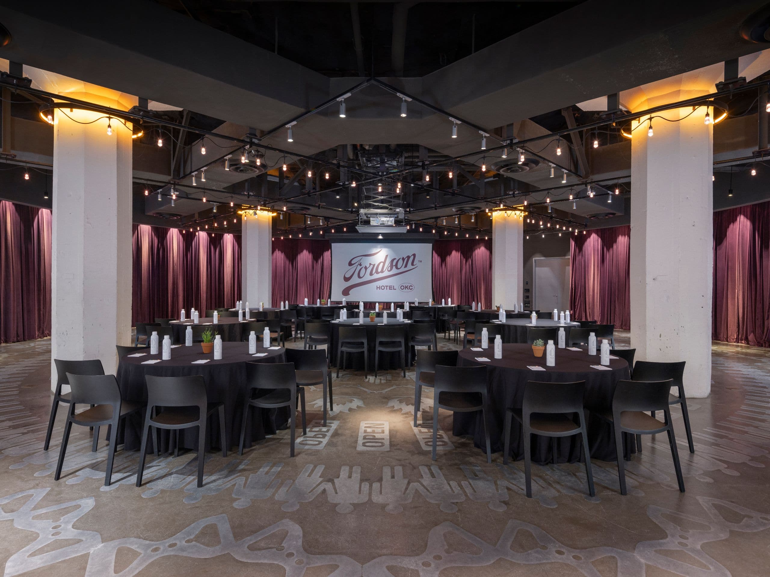 Fordson Hotel Main Gallery In Crescent Set Up