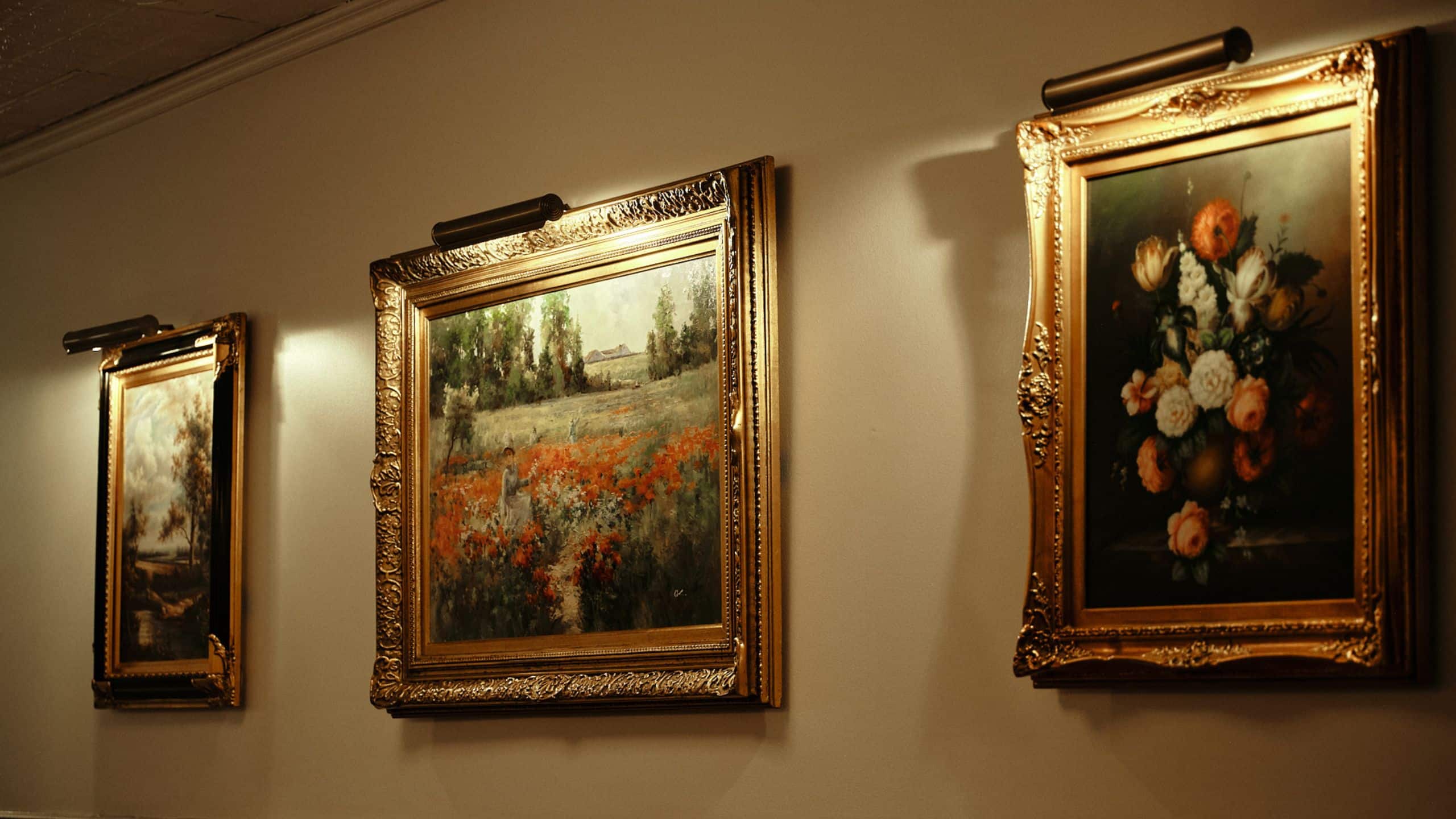 The Driskill Paintings In Hallway