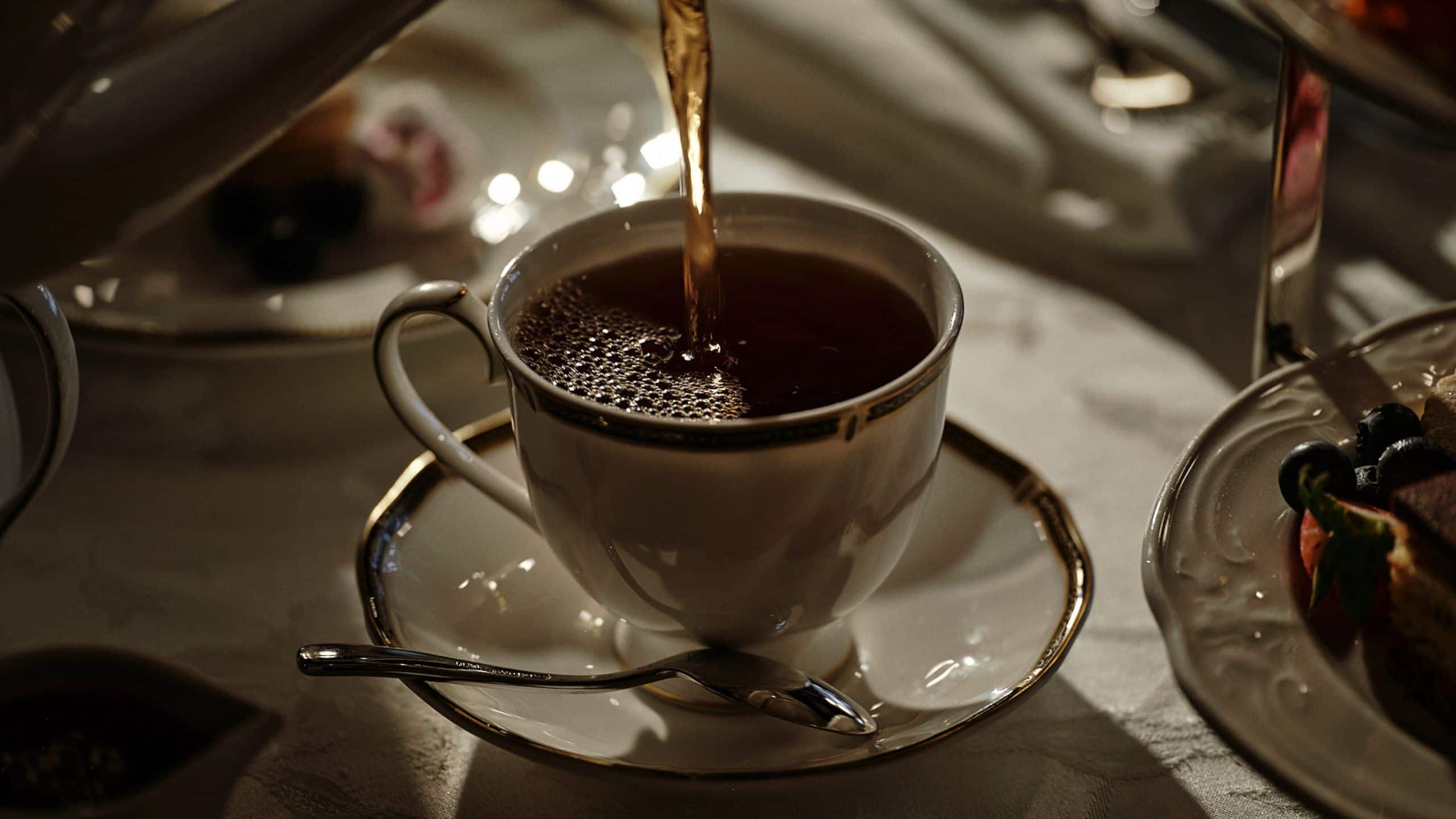 The Driskill Tea Pour