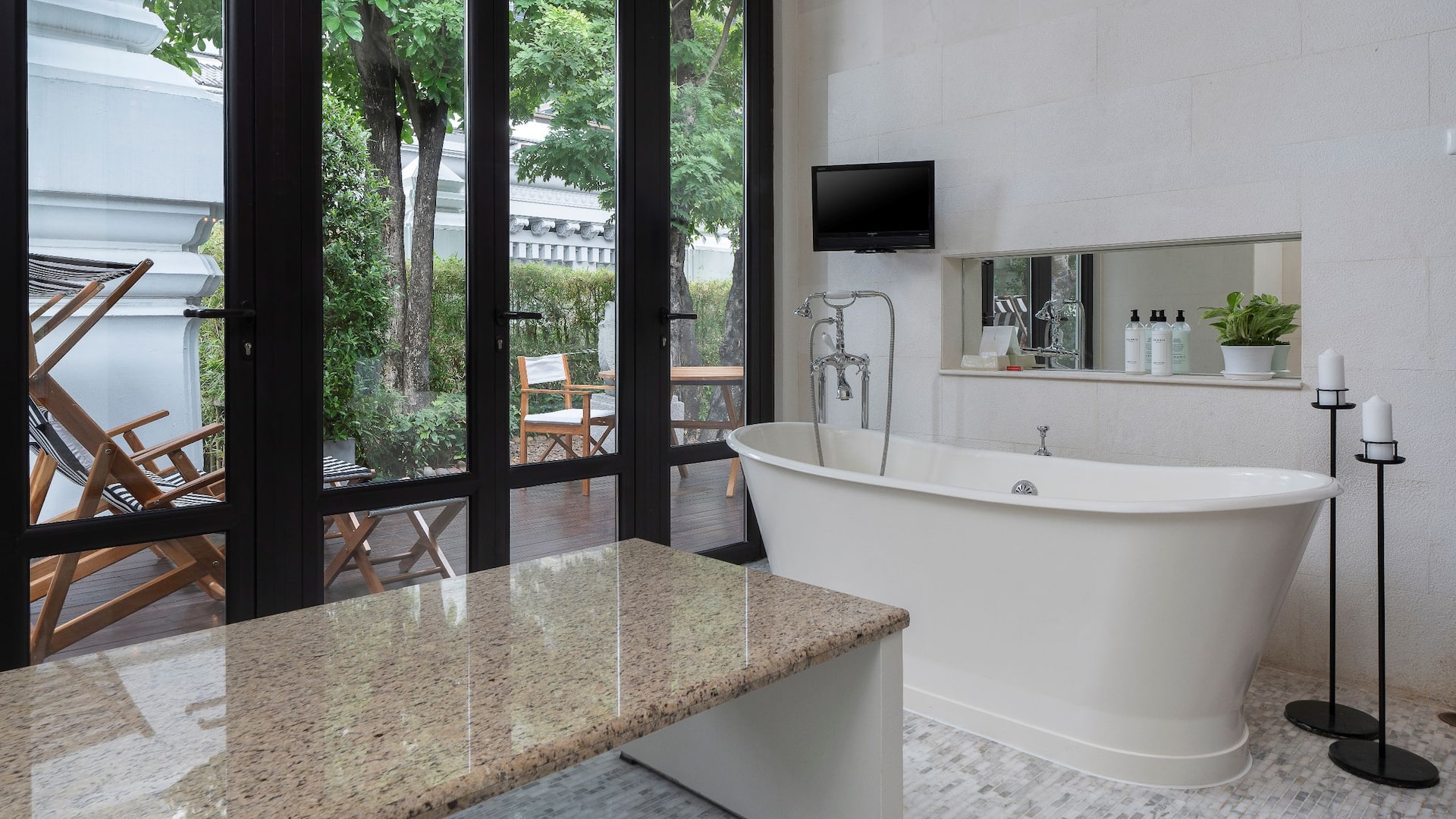 Grand Hyatt Erawan Bangkok Garden Villa Bathroom With View