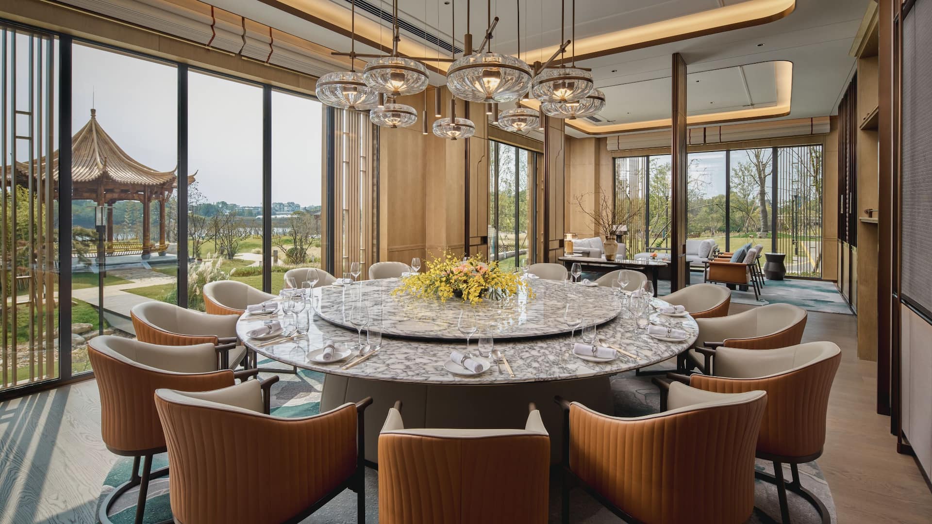 第 2，共 2 Hyatt Regency Huangshan Hengjiangwan Chinese Restaurant Yijingjiang PDR