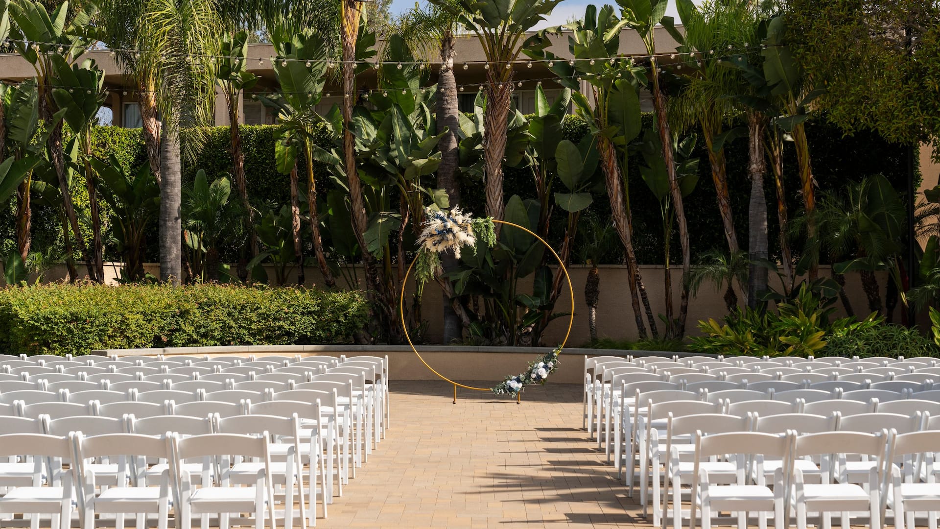 Hyatt Regency Newport Beach Oasis Court Wedding Set