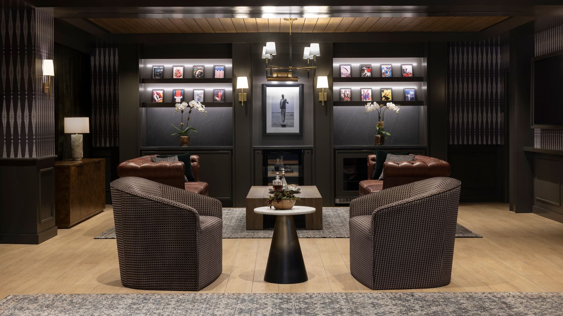 1 of 1 Hyatt Regency Greenwich Library