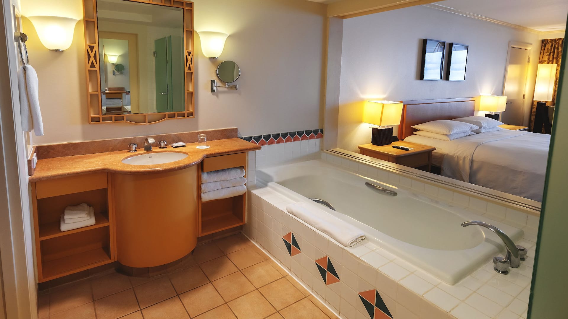2 de 3 Hyatt Regency Guam Ocean Front King Bathroom