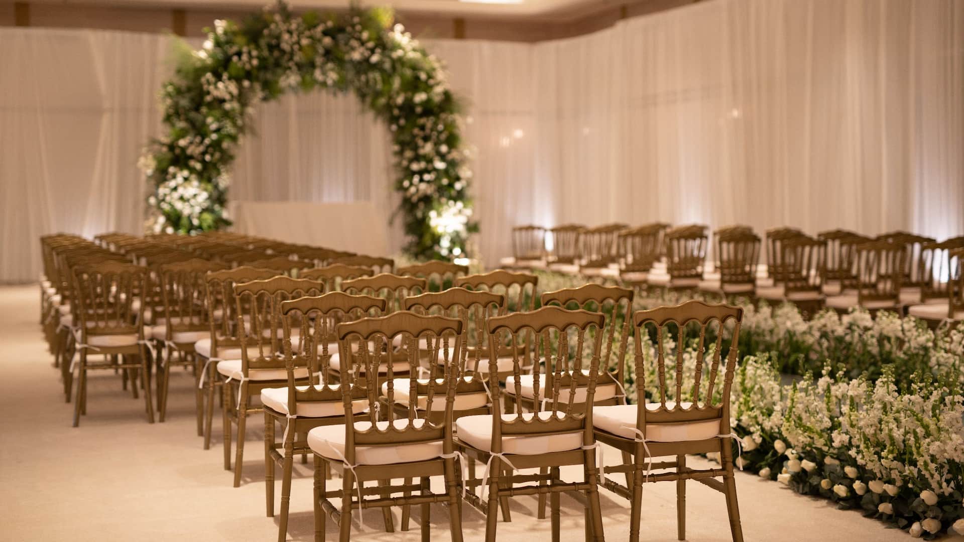 4 de 5 Hyatt Regency Andares Guadalajara Events Wedding Ceremony Setup Detail