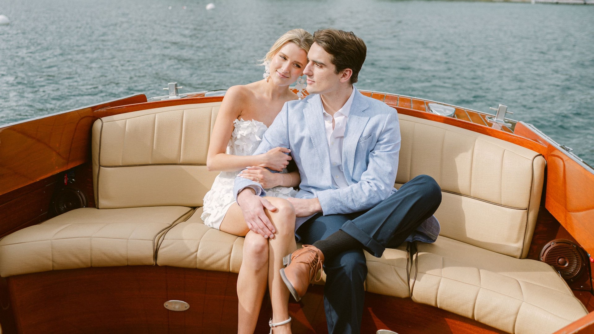 Hyatt Regency Lake Tahoe Resort, Spa and Casino Couple On Wooden Boat