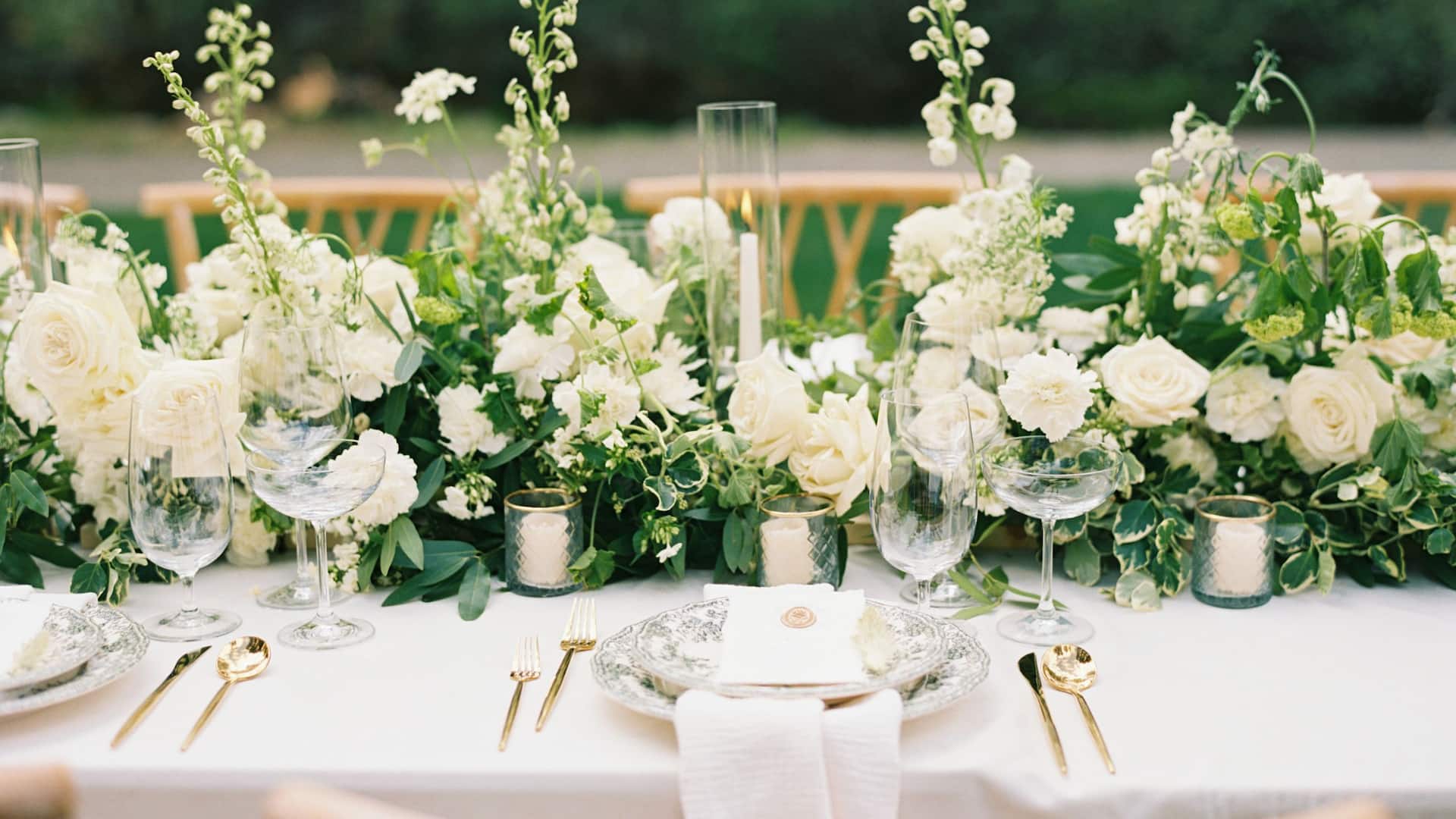 Hyatt Regency Lake Tahoe Resort, Spa and Casino Classic Wedding Tablescape