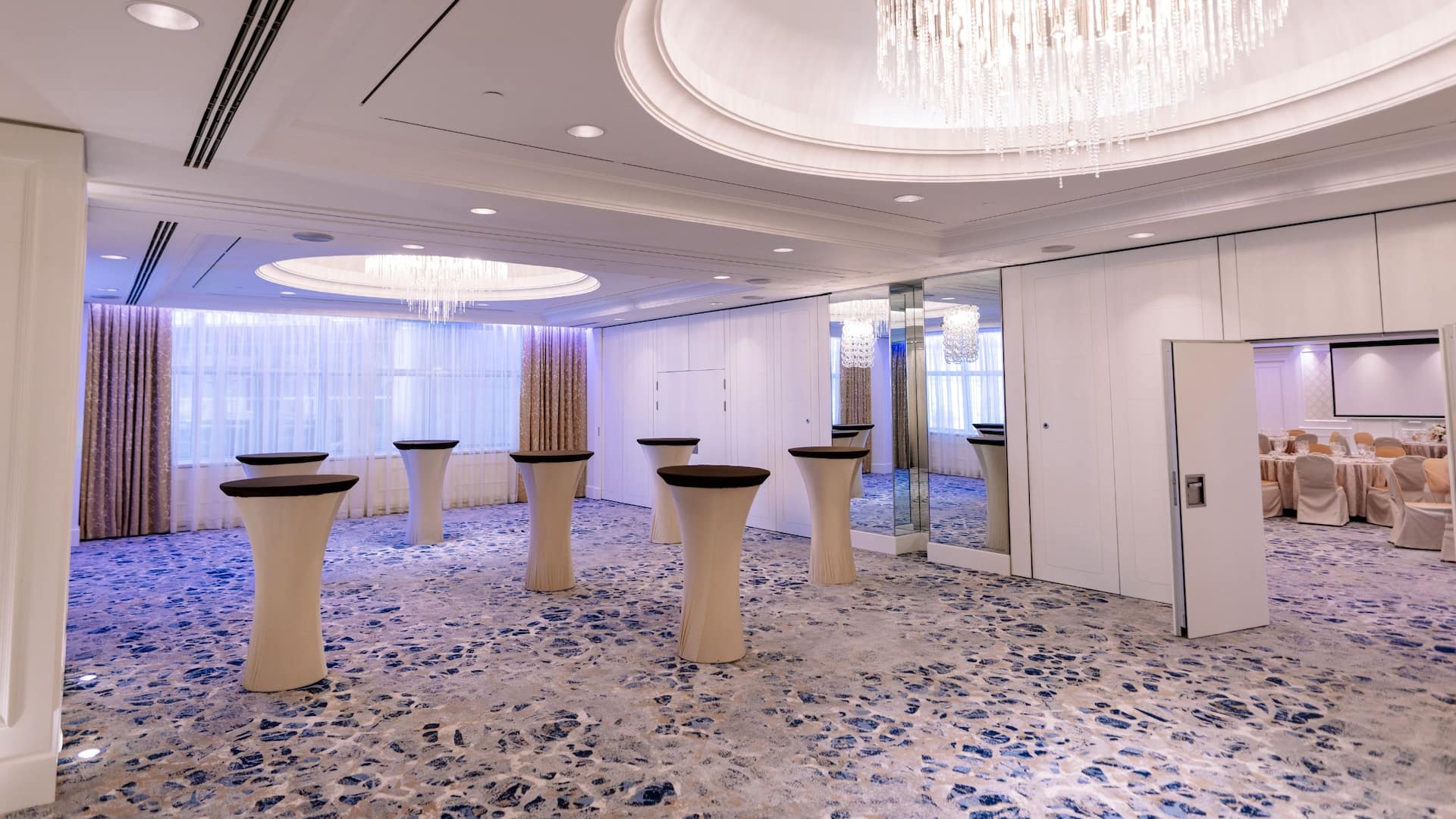 3 з 3 Hyatt Regency Kyiv Ballroom Regency Foyer New