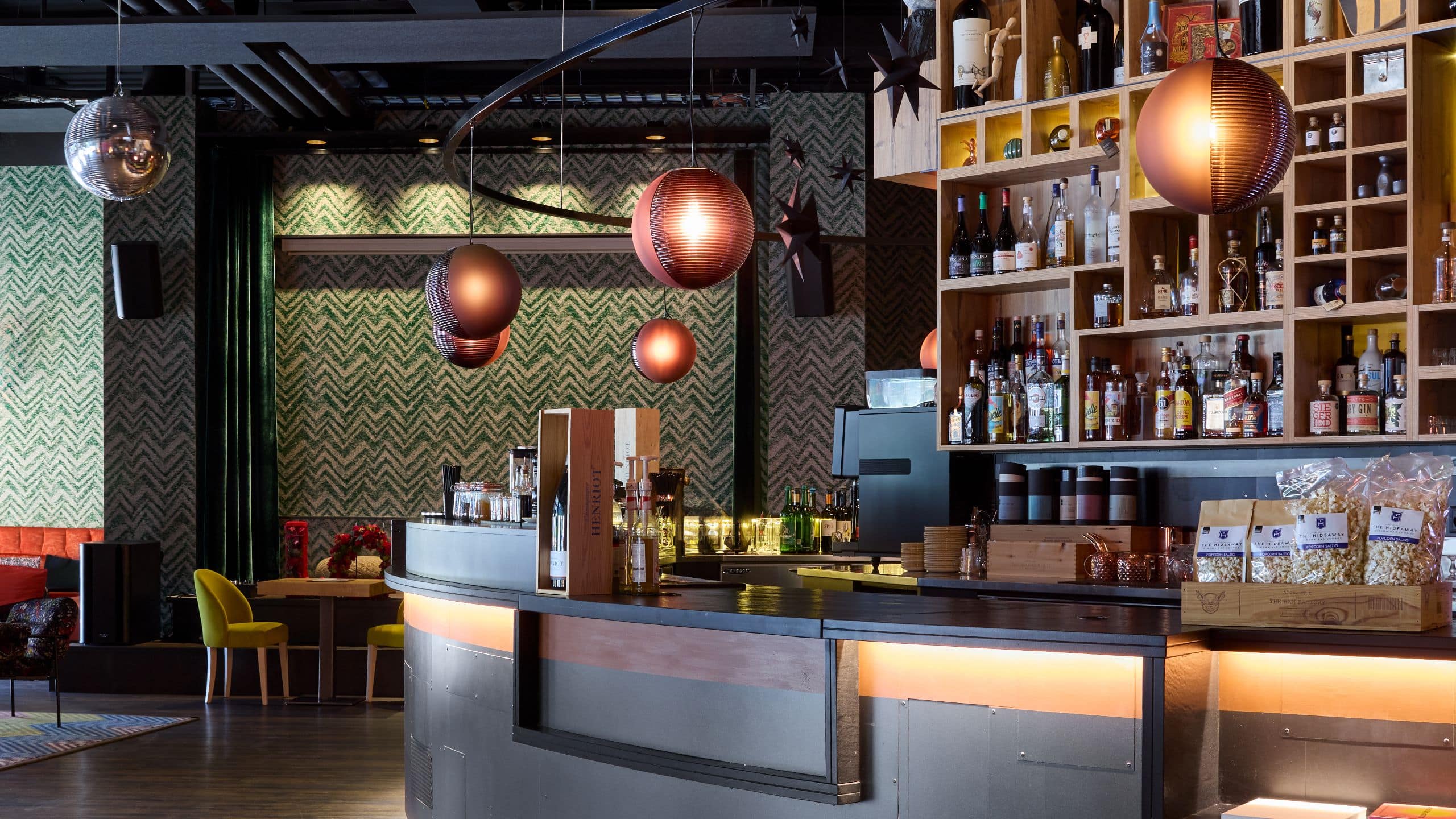 me and all hotel flims Lobby Lounge Bar