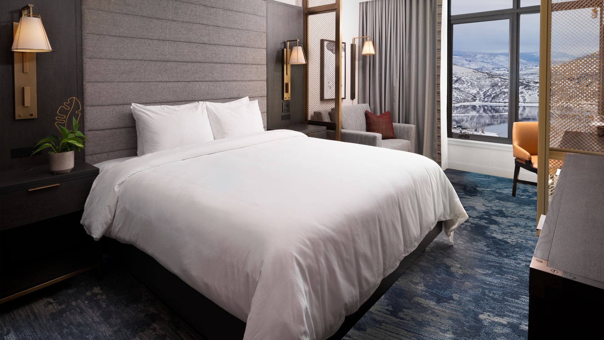 2 of 2 Grand Hyatt Deer Valley Standard King Reservoir View Left Aligned