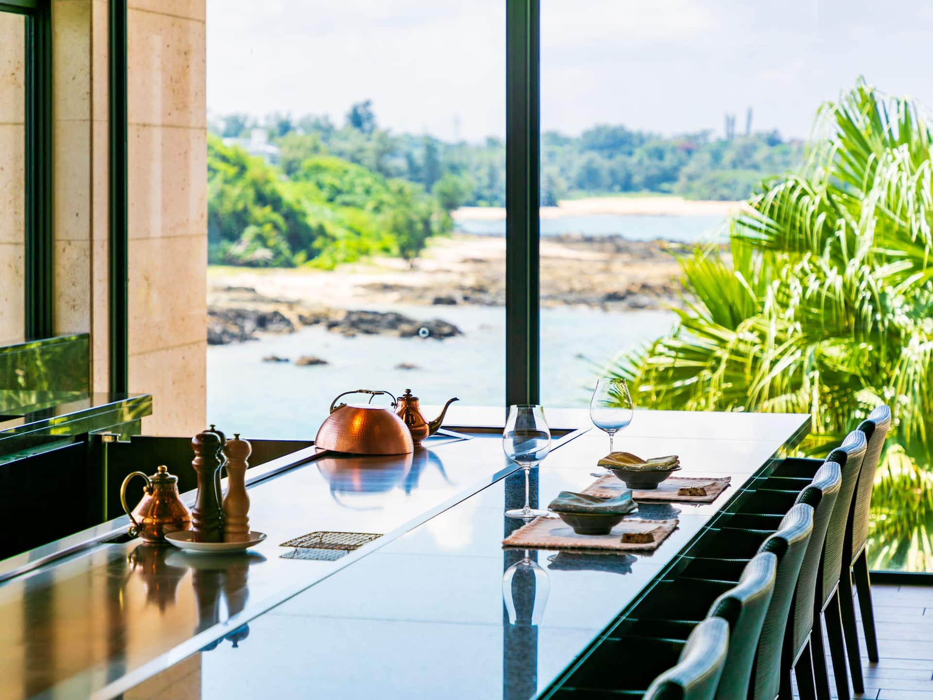 Hyatt Regency Seragaki Island, Okinawa Shirakachi Teppanyaki View