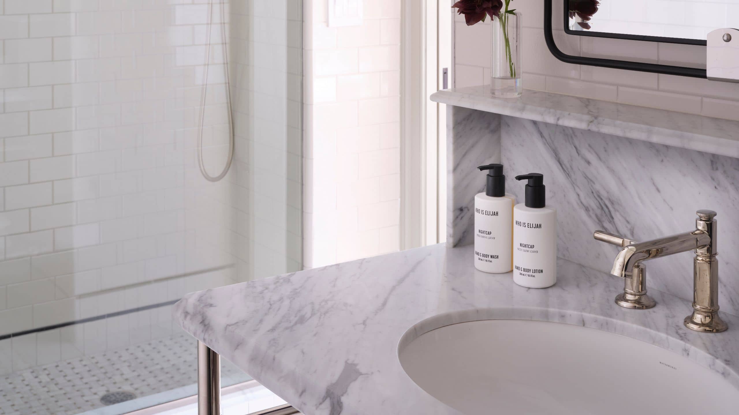 6/7 The Bellevue Hotel Standard Bathroom