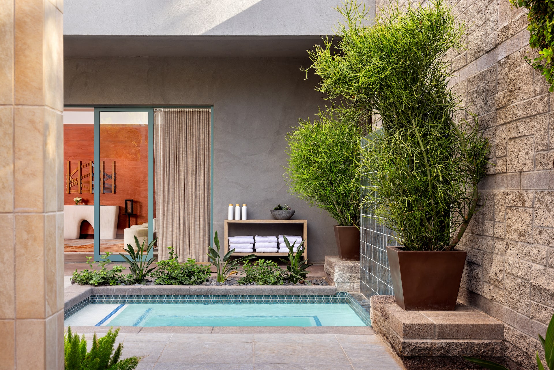 Grand Hyatt Scottsdale Resort Outdoor Spa Tub