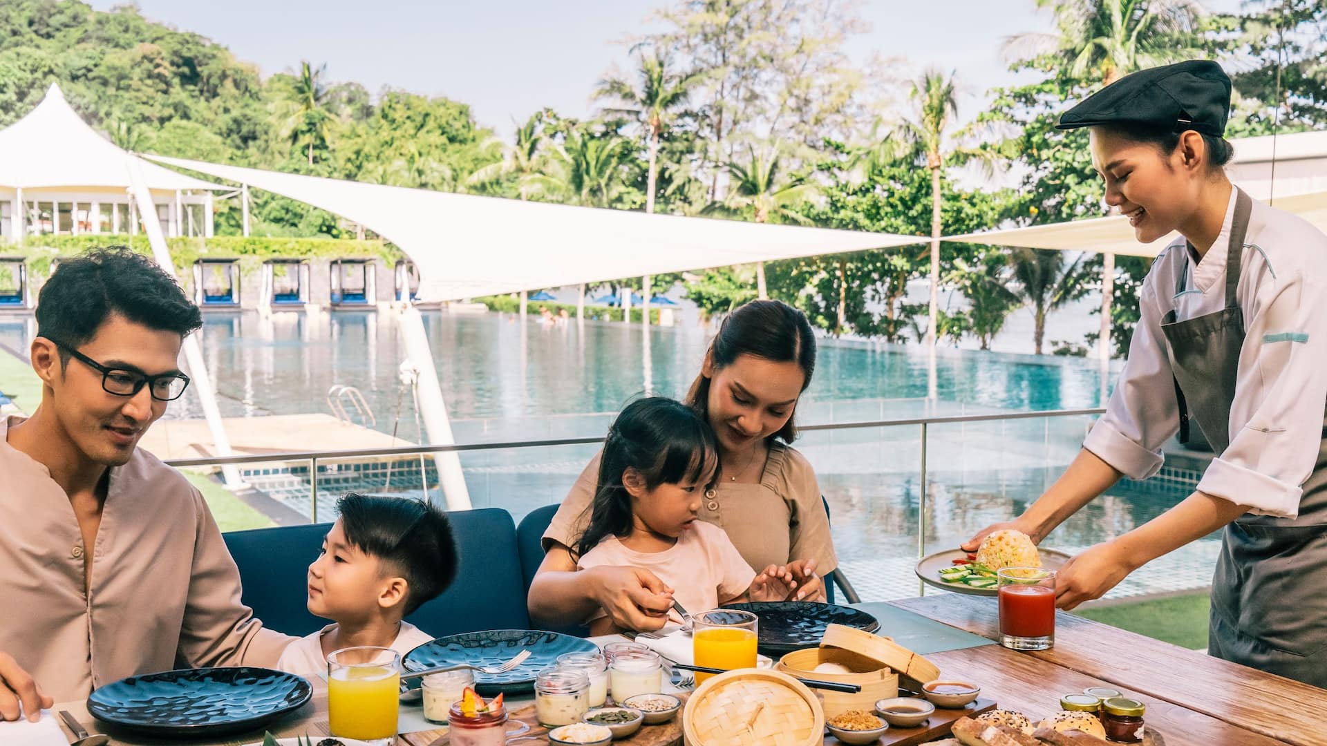Hyatt Regency Family Dining At The Pool Side With Chef