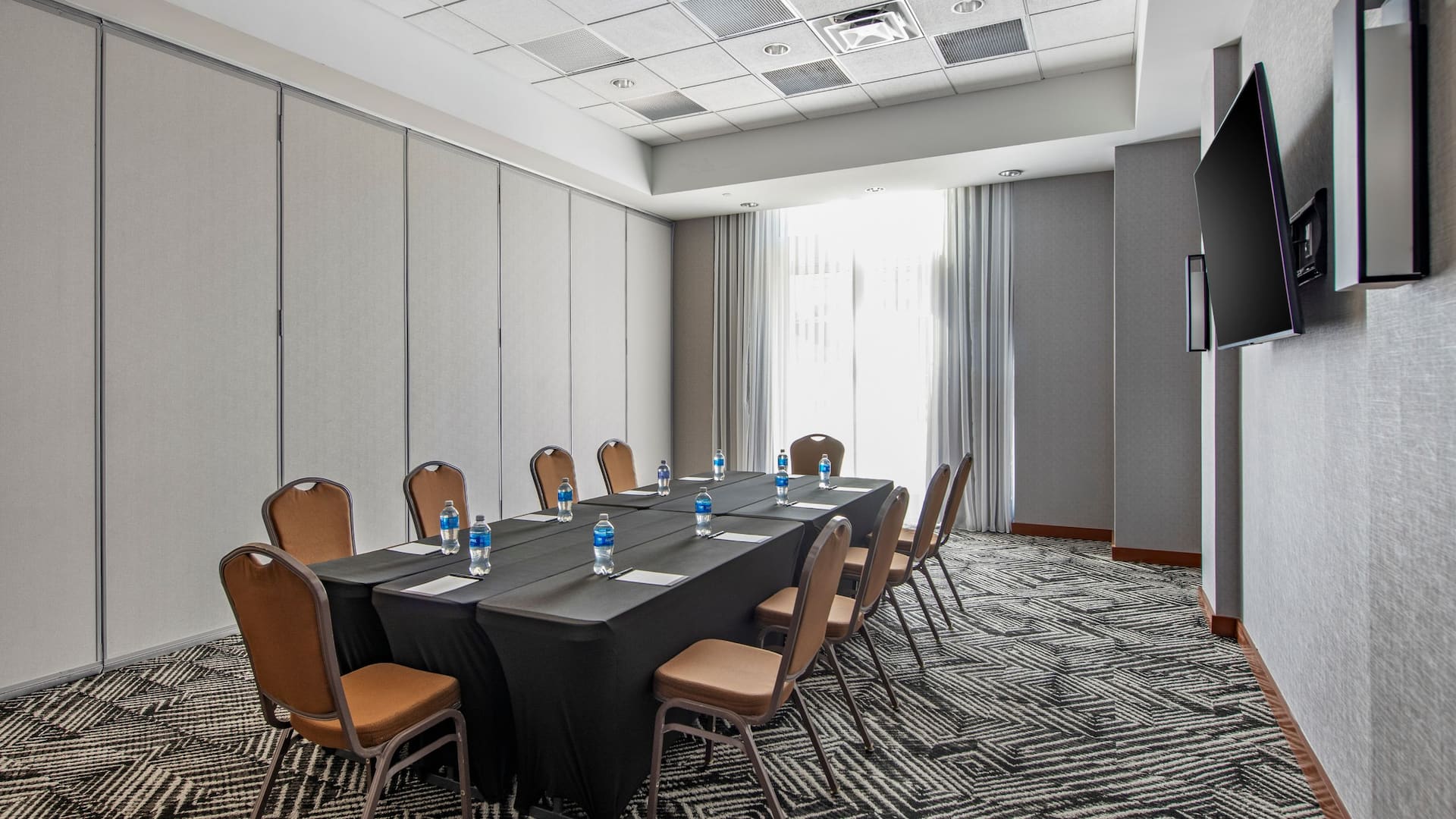 Hyatt Place Boardroom