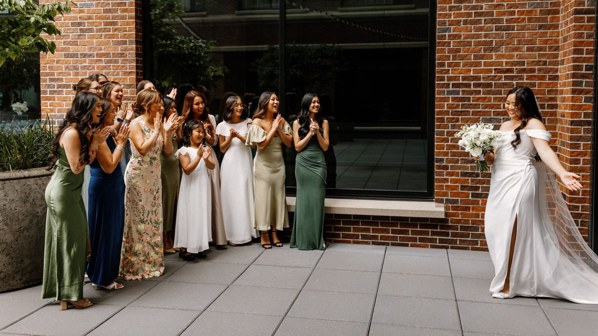 Hyatt Regency Lake Washington at Seattle's Southport Bridesmaids Greeting Bride