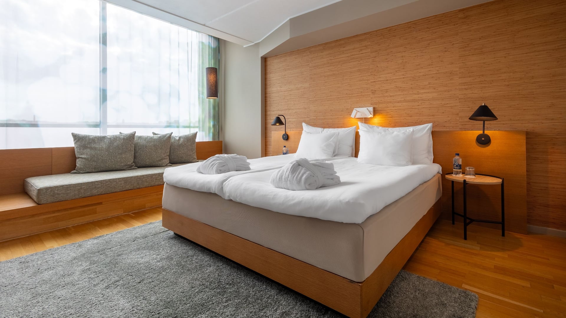 Hotel G Gothenburg King Bed Executive Suite With Sofabed Bedroom