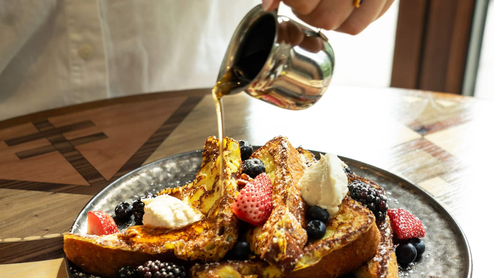 Grand Hyatt Vail Gessner French Toast Syrup Pour