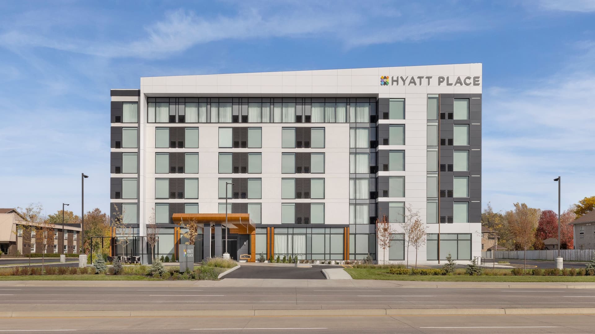 Hyatt Place Windsor Exterior Daytime Close-up