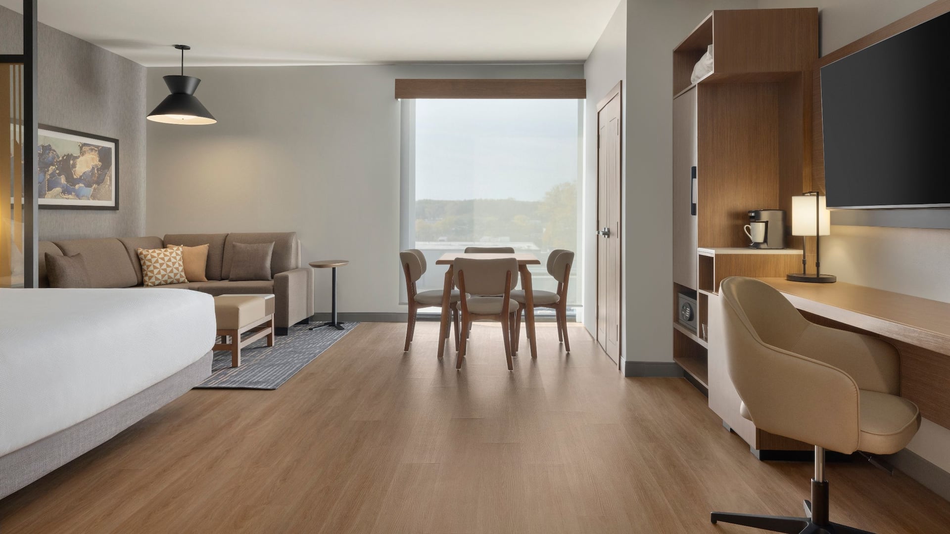 Hyatt Place Windsor Specialty King