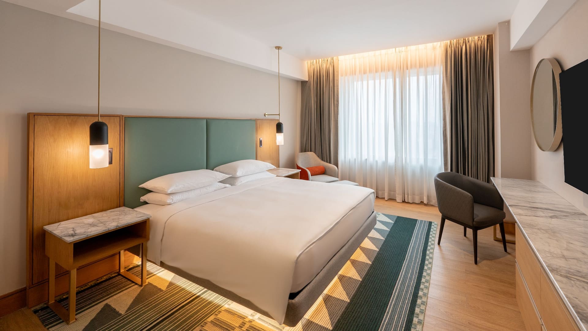 2/6 Hyatt Regency Nairobi Westlands Two Bedroom Bed