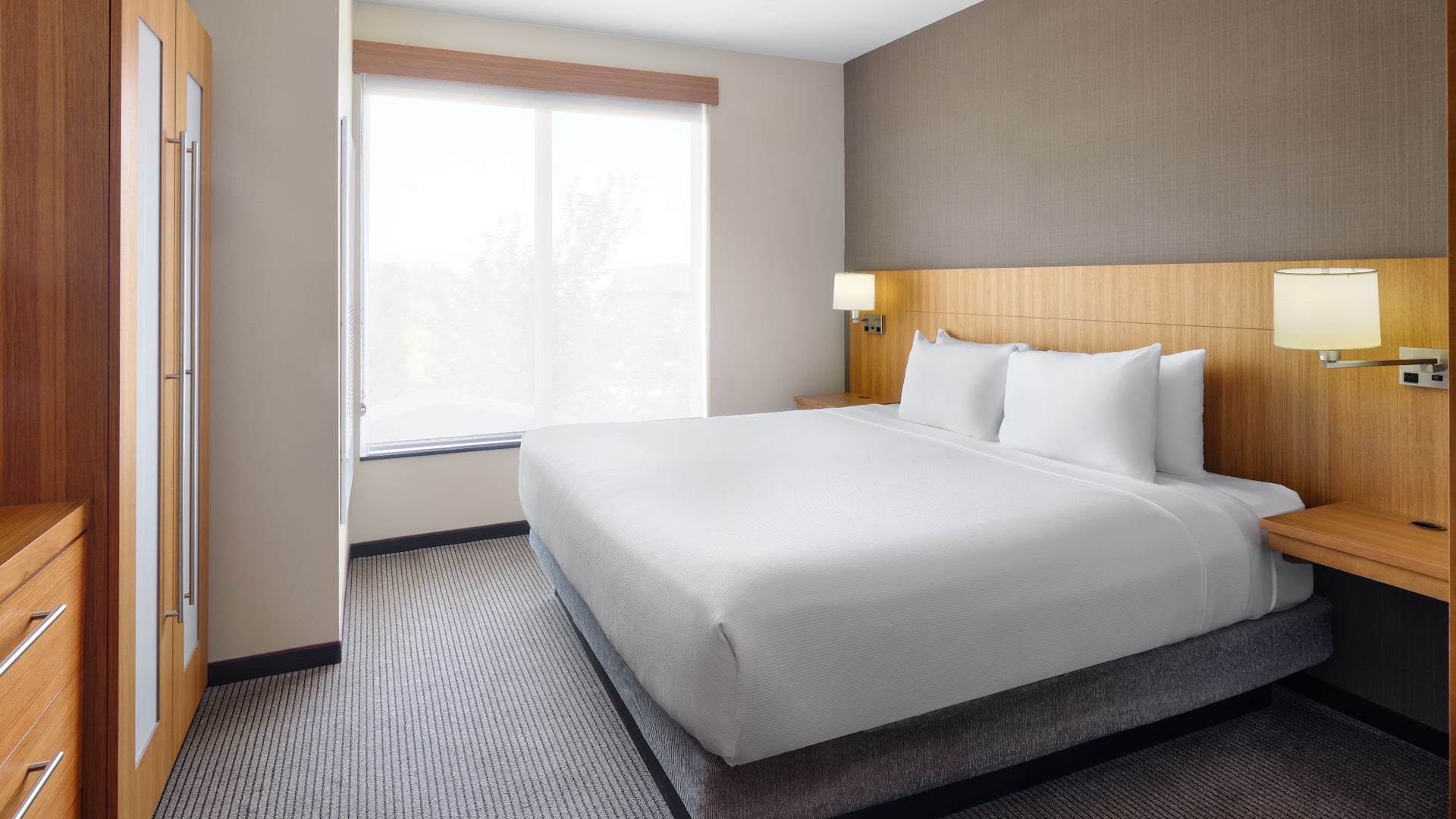 Hyatt Place Park City King Bed Detail