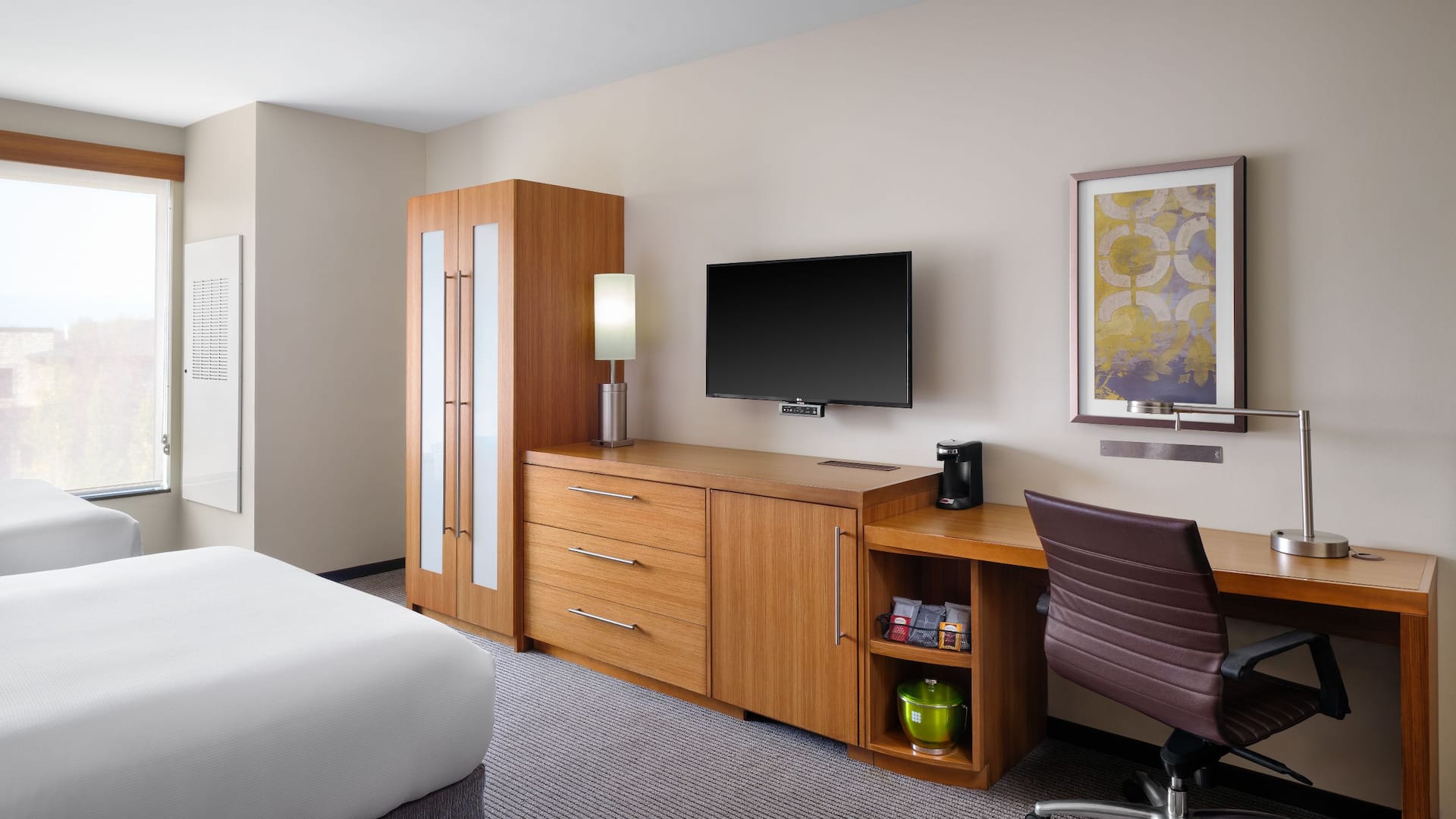 3 of 4 Hyatt Place Park City Queen Queen Desk