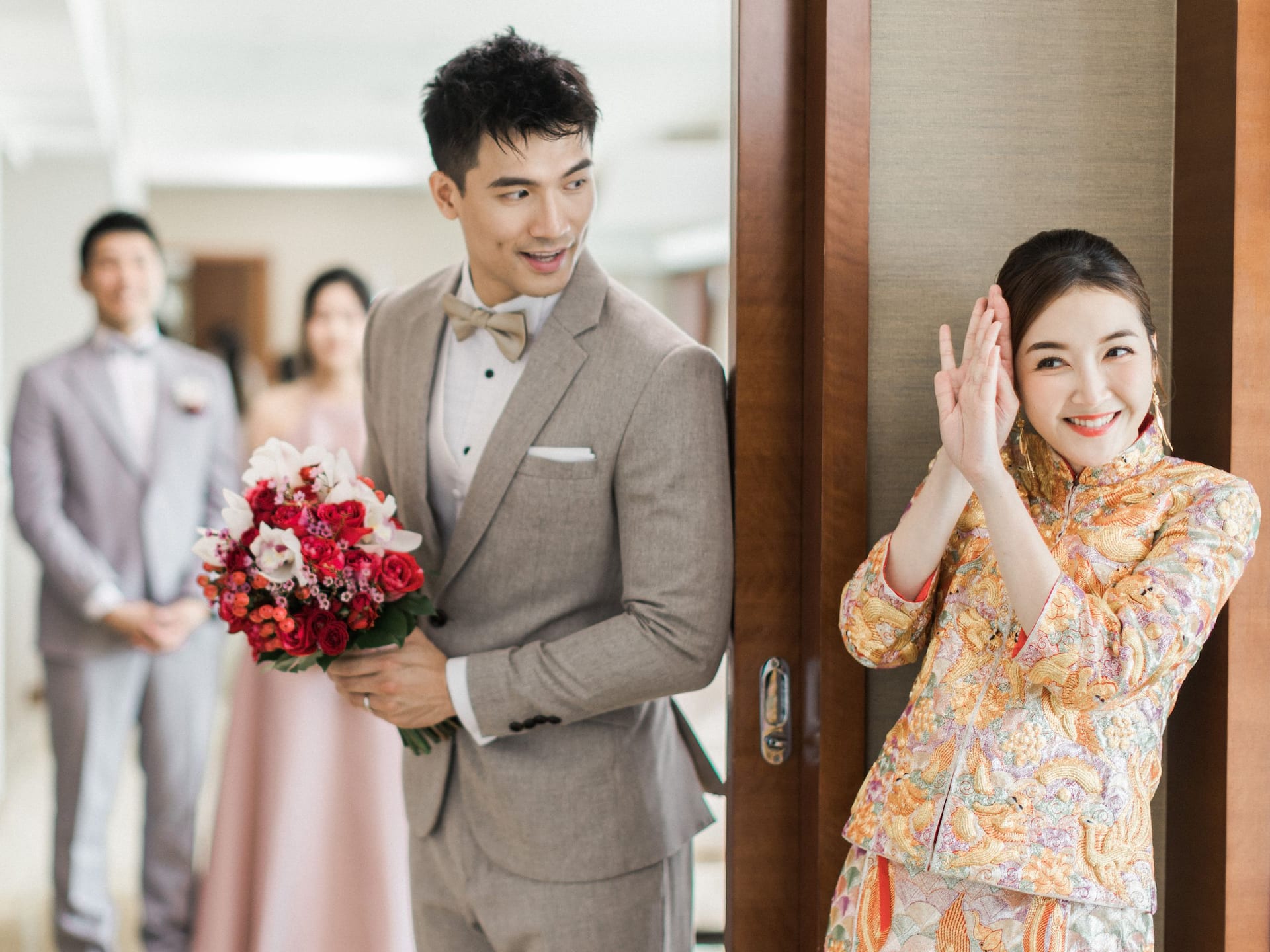 Hyatt Regency Hong Kong, Tsim Sha Tsui Wedding Suite Bedroom Couple