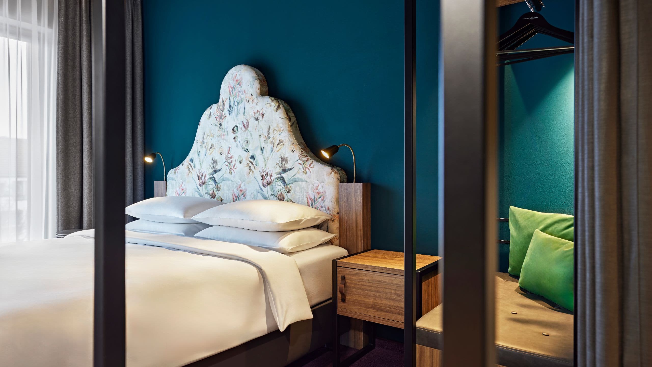 第 2，共 5 me and all hotel dusseldorf oberkassel One King Bed