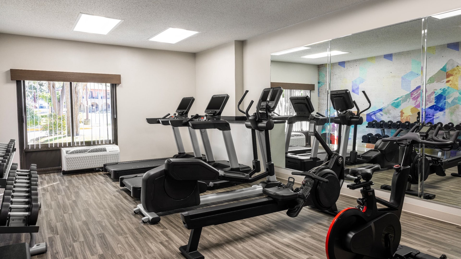 Hyatt Place San Antonio/Riverwalk Fitness Center