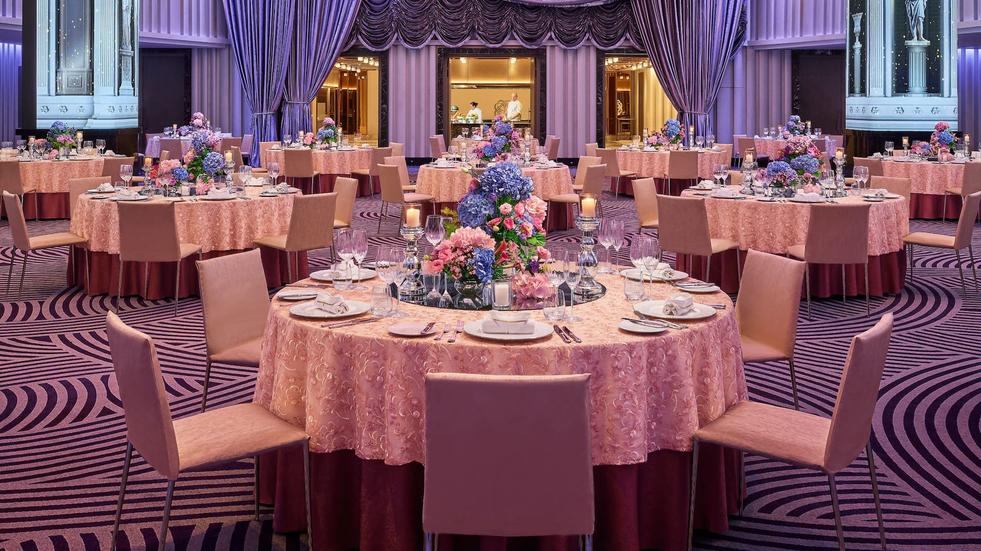 Grand Hyatt Mumbai Hotel & Residences Showroom Ballroom