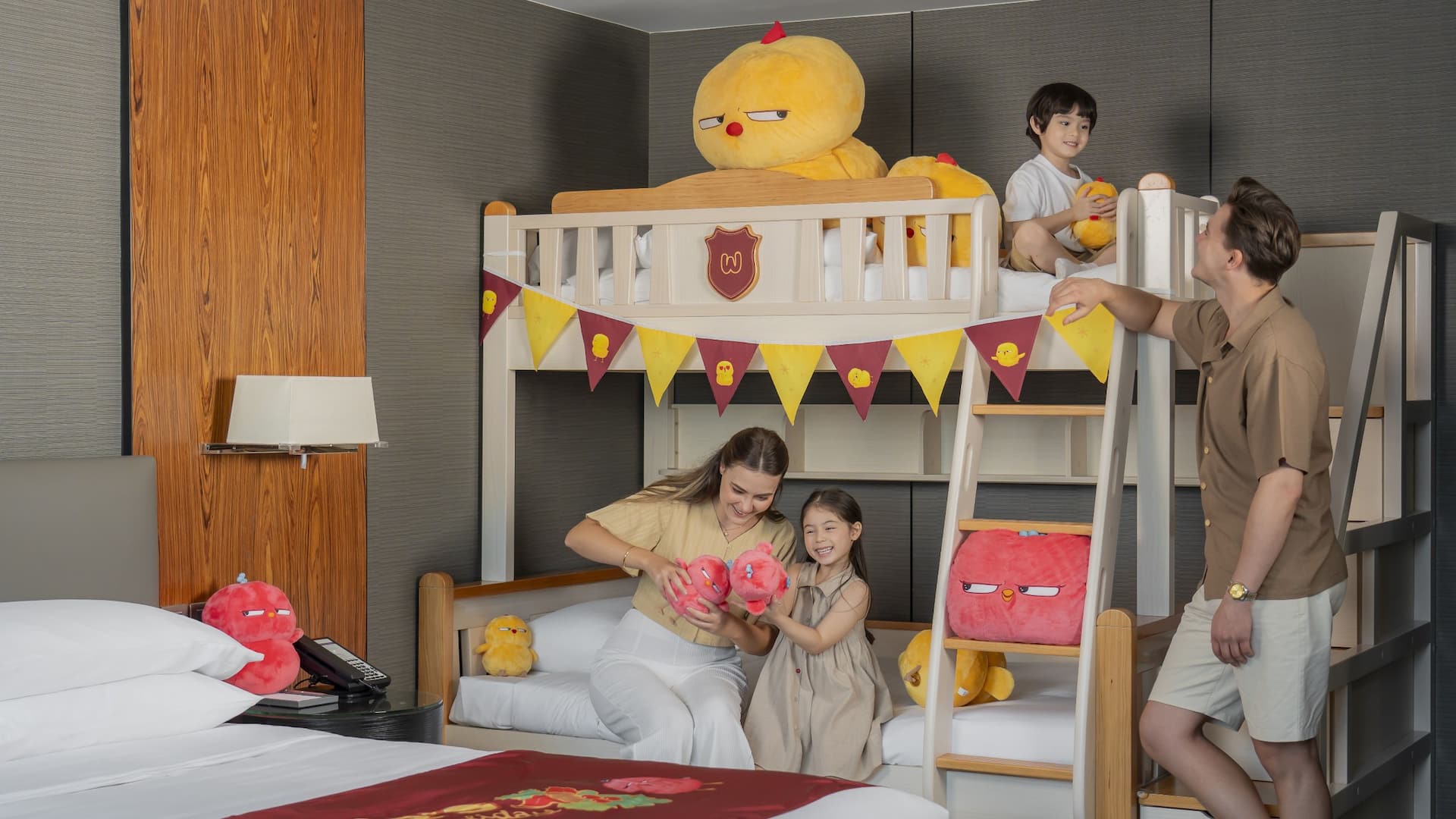2 of 4 Hyatt Regency Bangkok Sukhumvit Warbie Room Family Moment