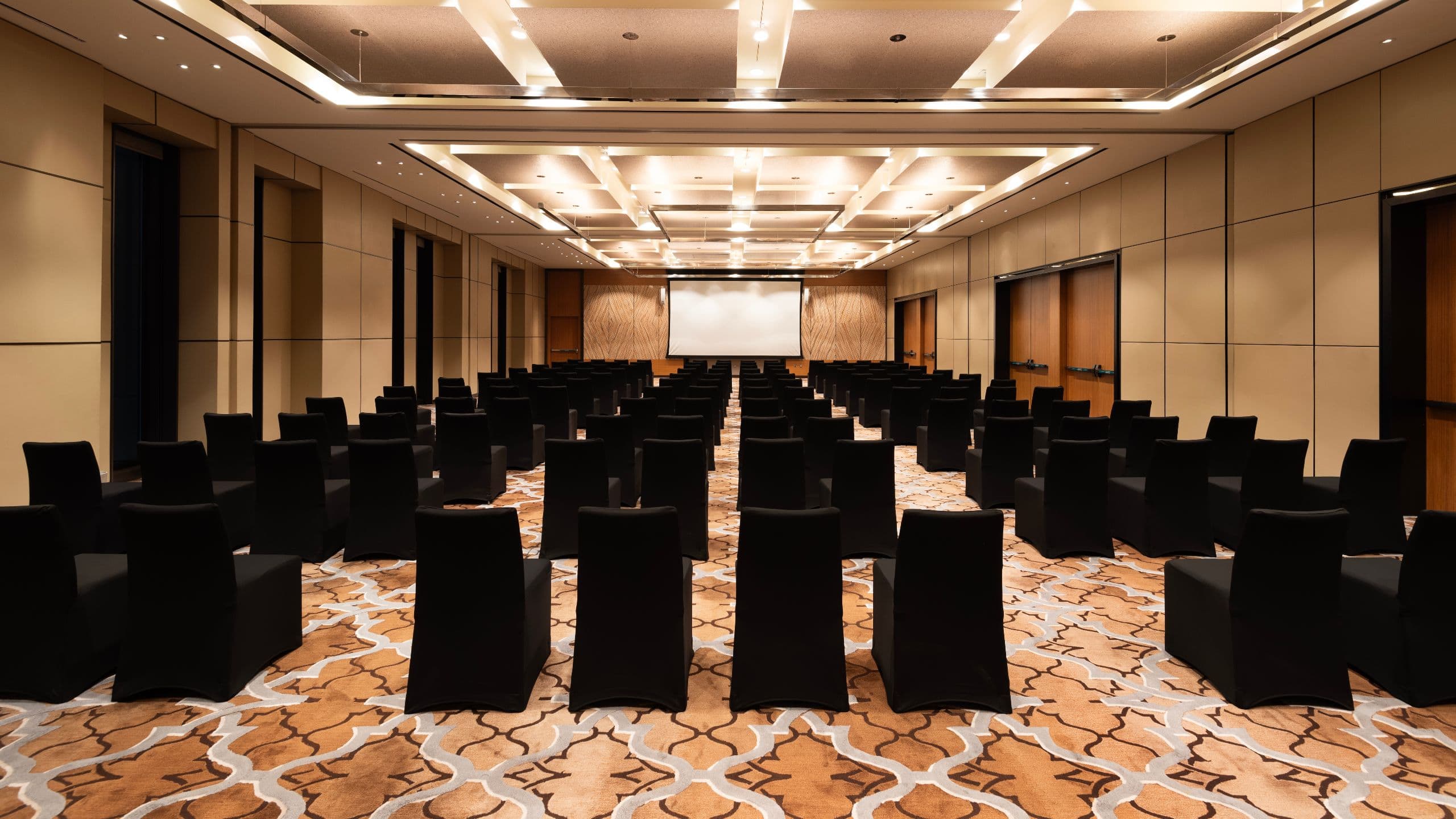 Park Hyatt Doha Ballroom Meeting Room Theatre Set Up Theatre