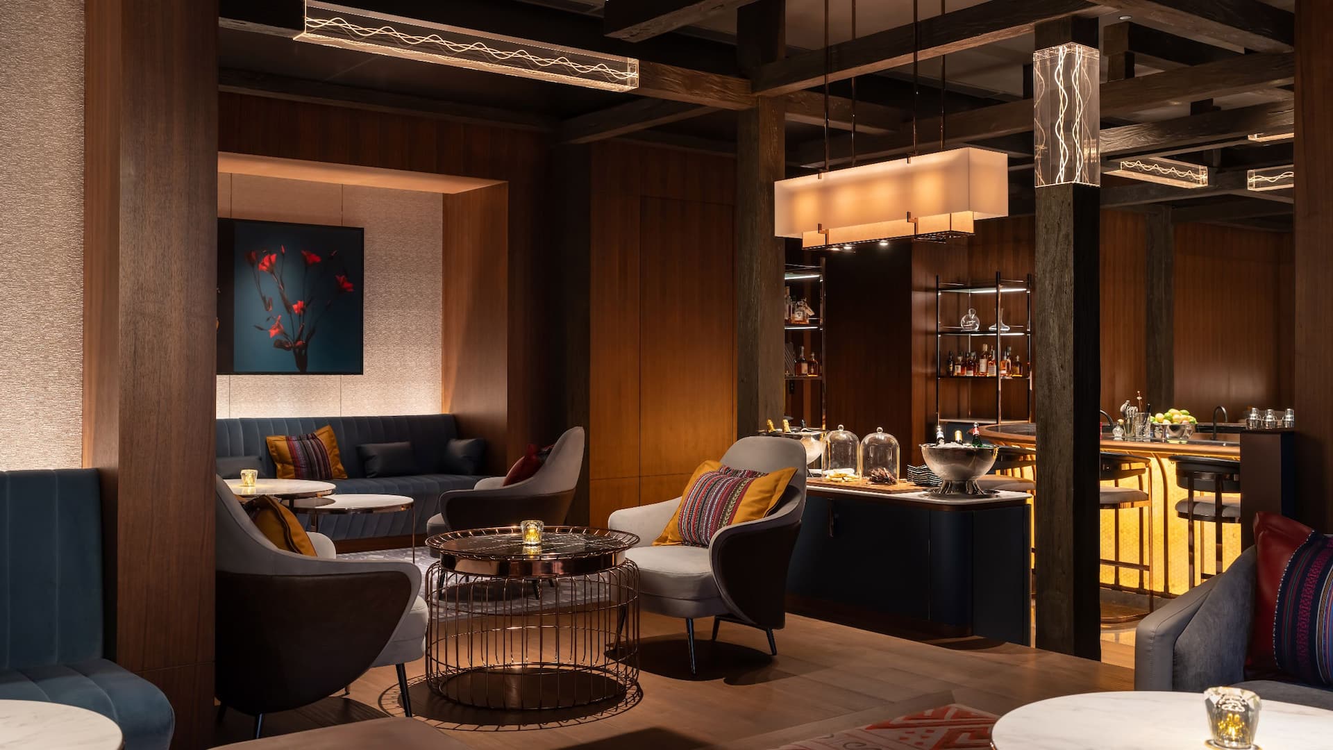 Grand Hyatt Kunming Altitude Bar Seating