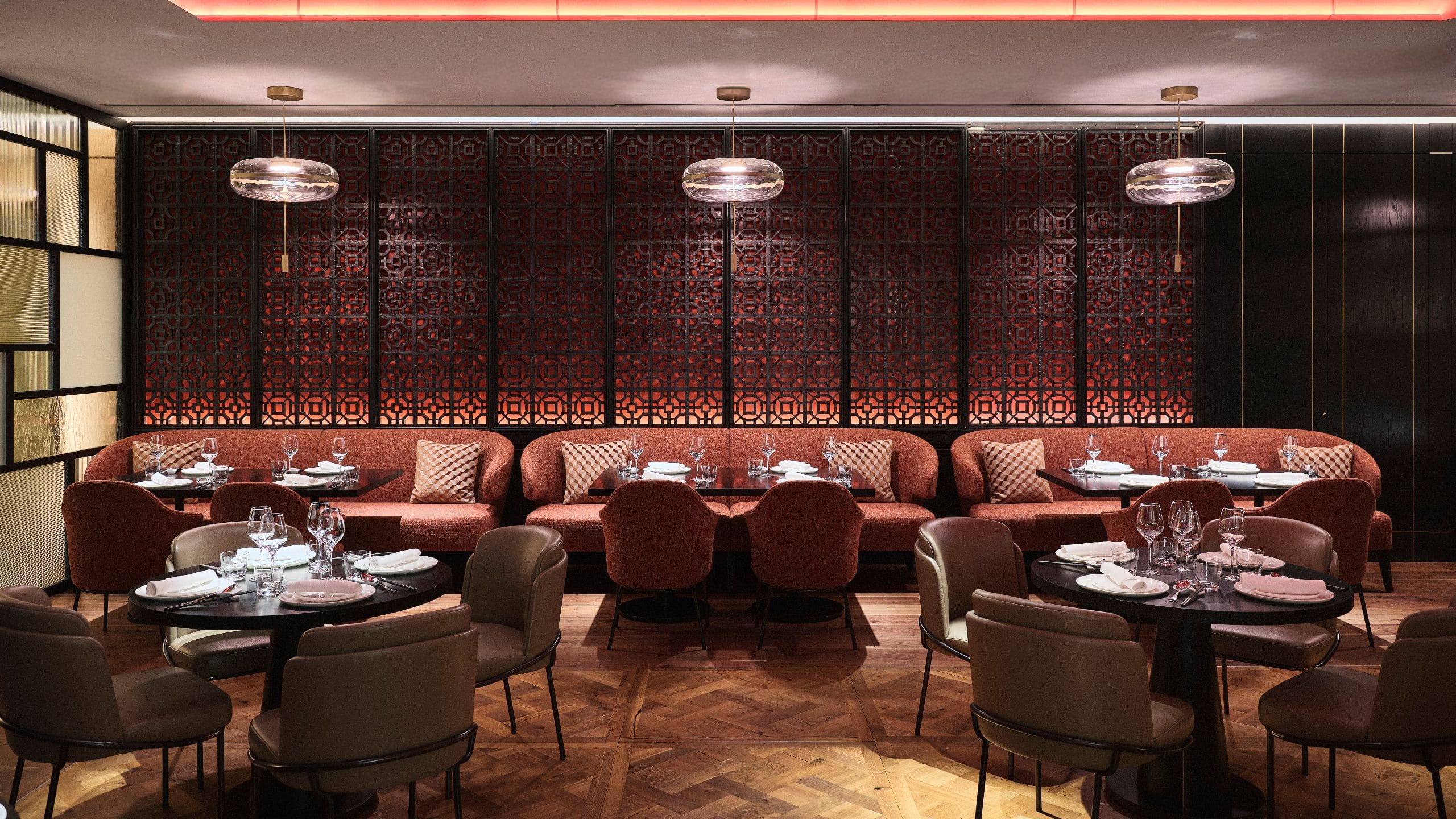 Park Hyatt London River Thames Yuge Seating Area Wide Shot