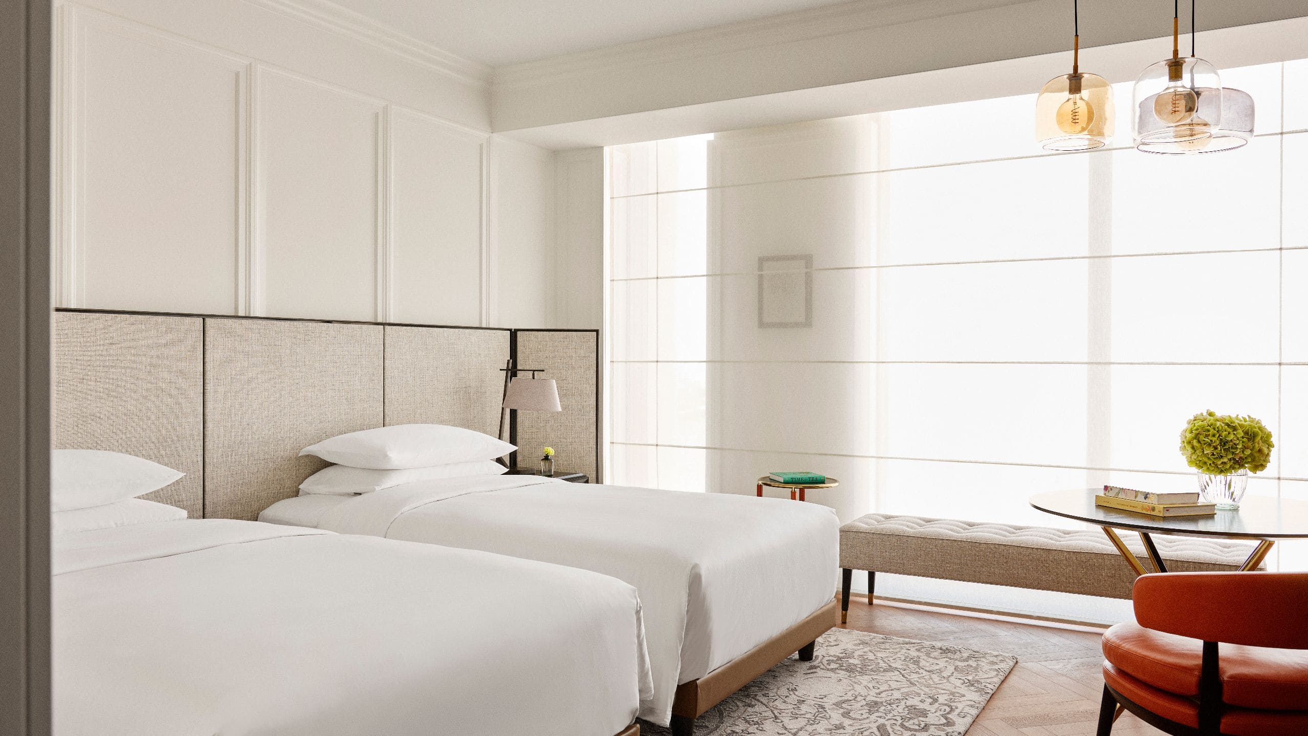 第 1，共 6 Park Hyatt London River Thames Guestroom Twin Bedroom