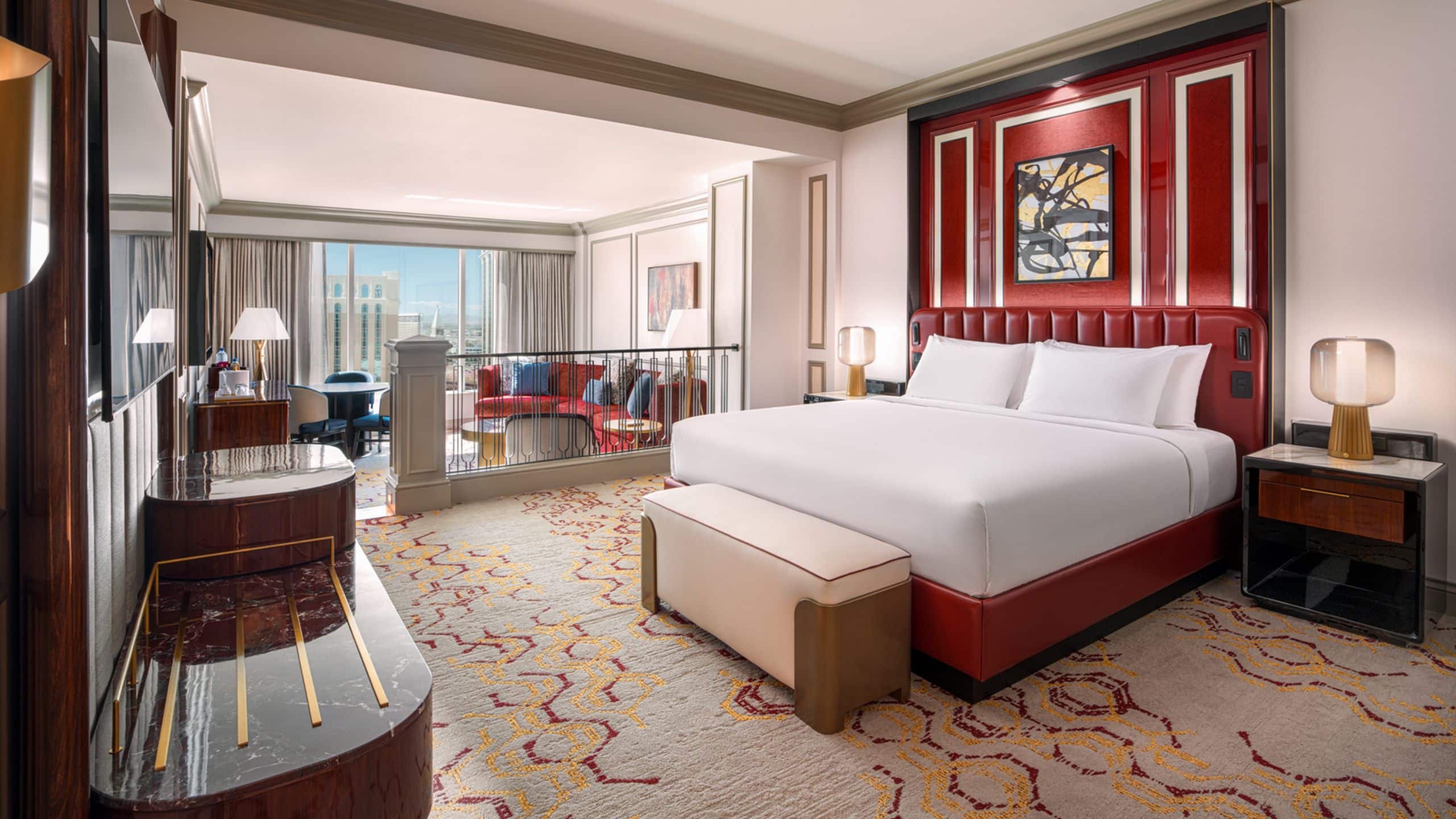 The Venetian Renovated Luxury King Bed