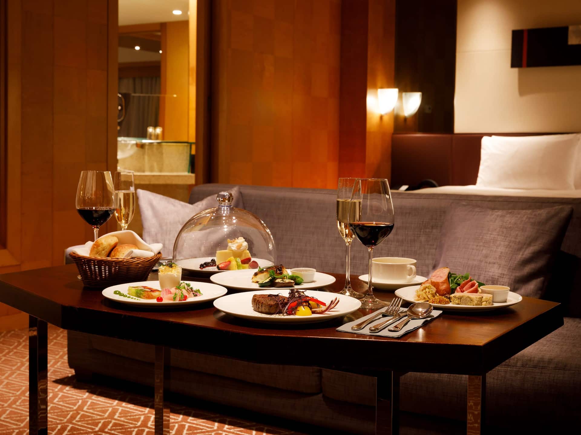 Grand Hyatt Fukuoka Room Service Dinner