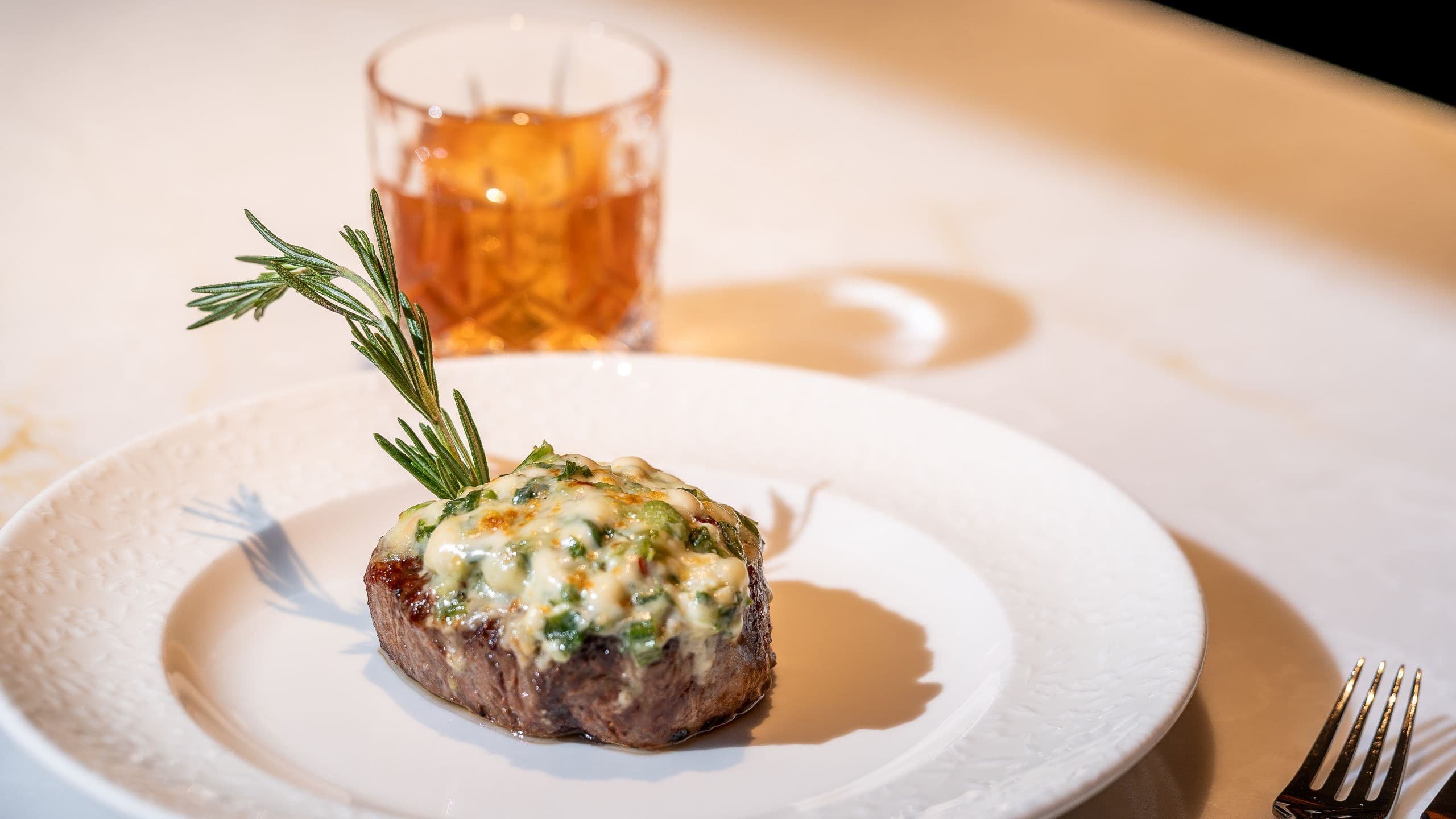 Thompson Chicago Tavern On Rush Steak Cocktail