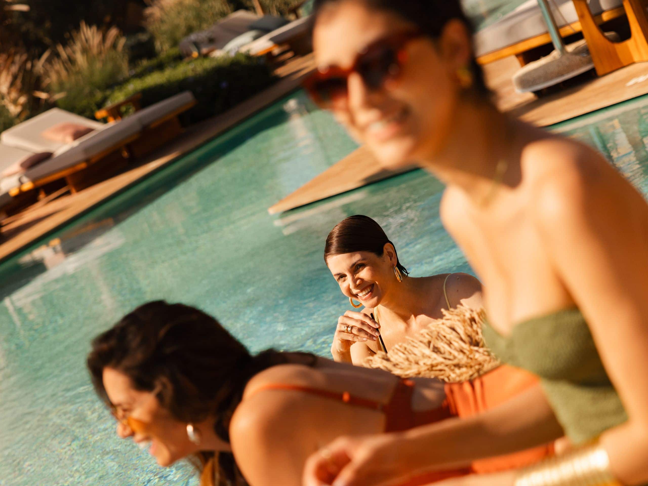 Park Hyatt Marrakech Pool Sunbed Swimming Three Woman Palm Trees