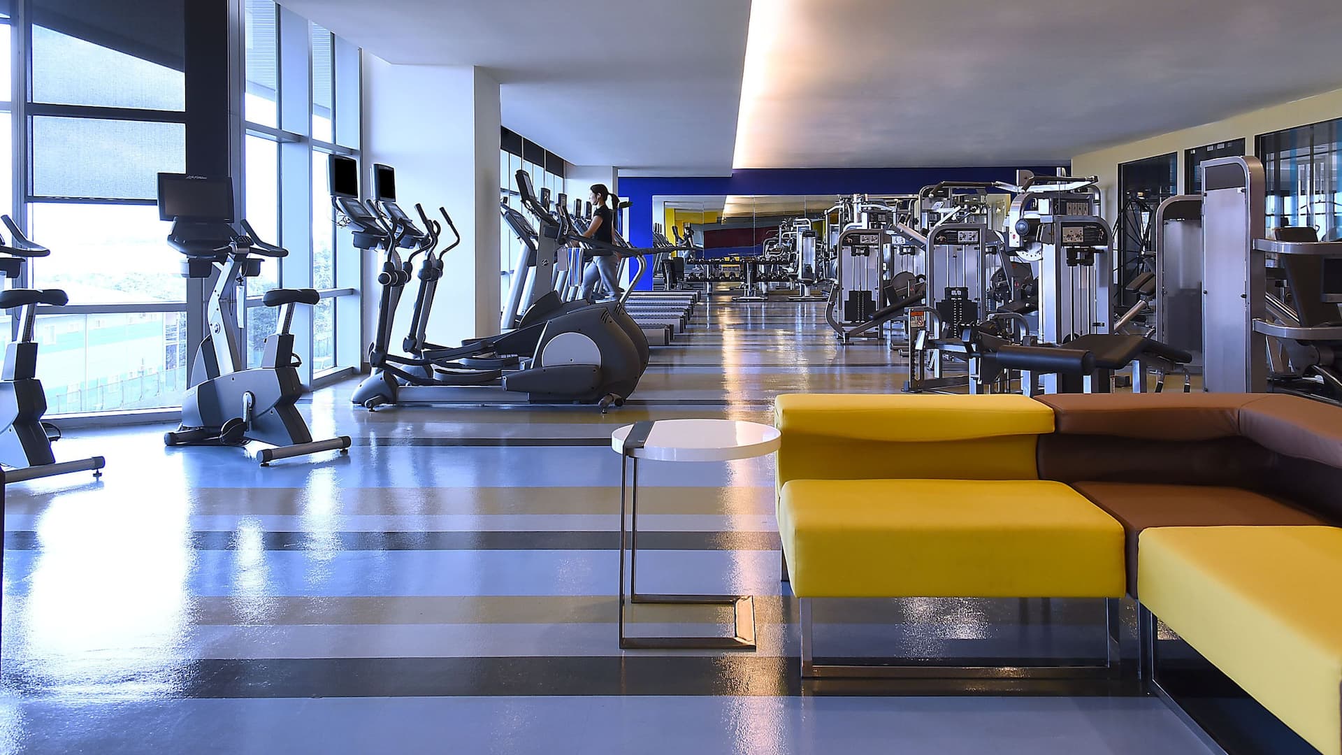 Hyatt Regency Taoyuan International Airport Gym