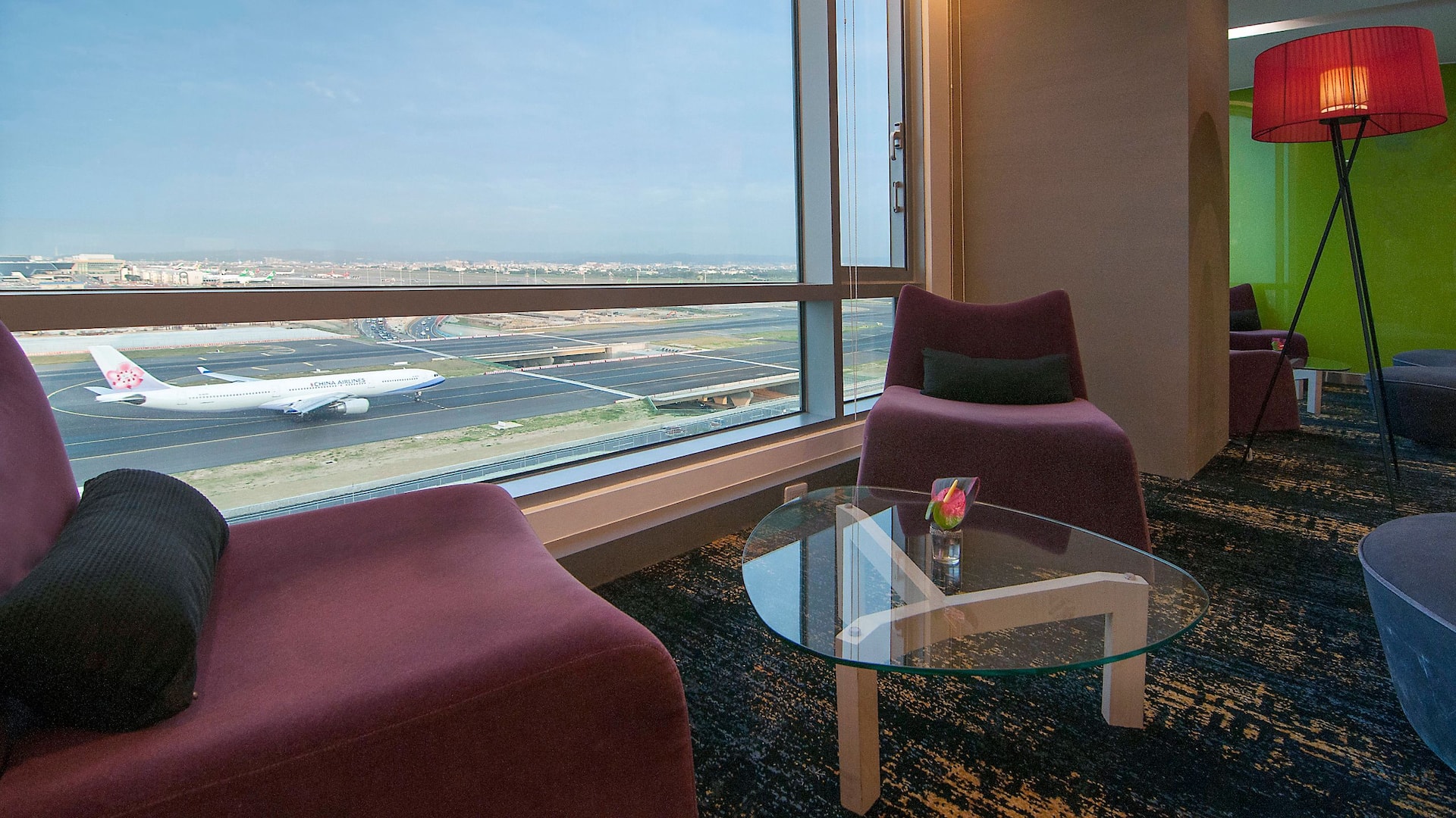 Hyatt Regency Taoyuan International Airport Lounge Seating