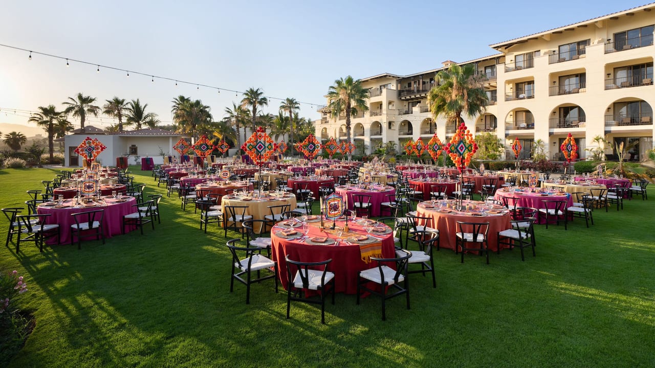 Central Garden Banquet Setup
