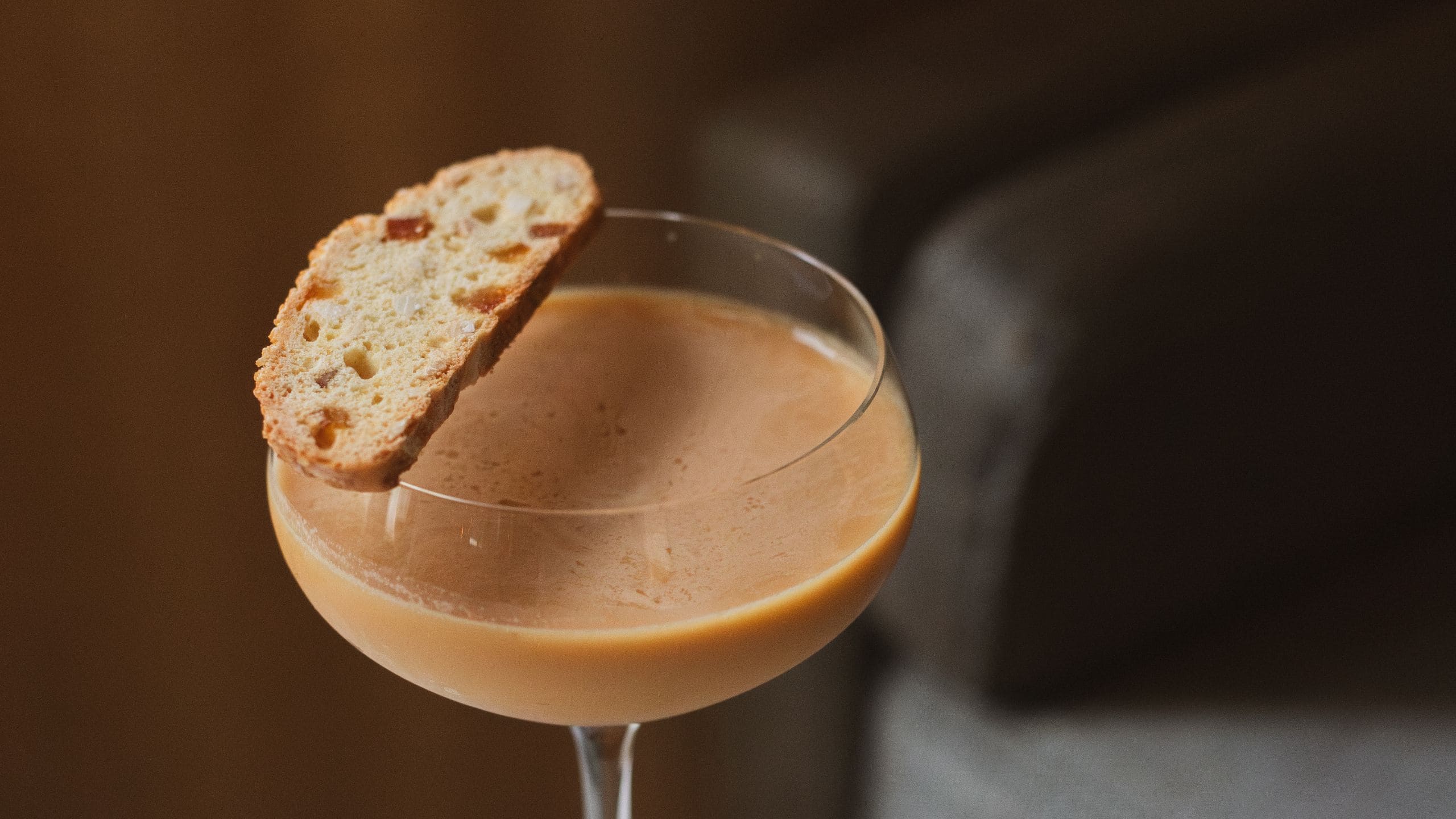 Park Hyatt Chicago Chi Latte With Biscotti Vertical